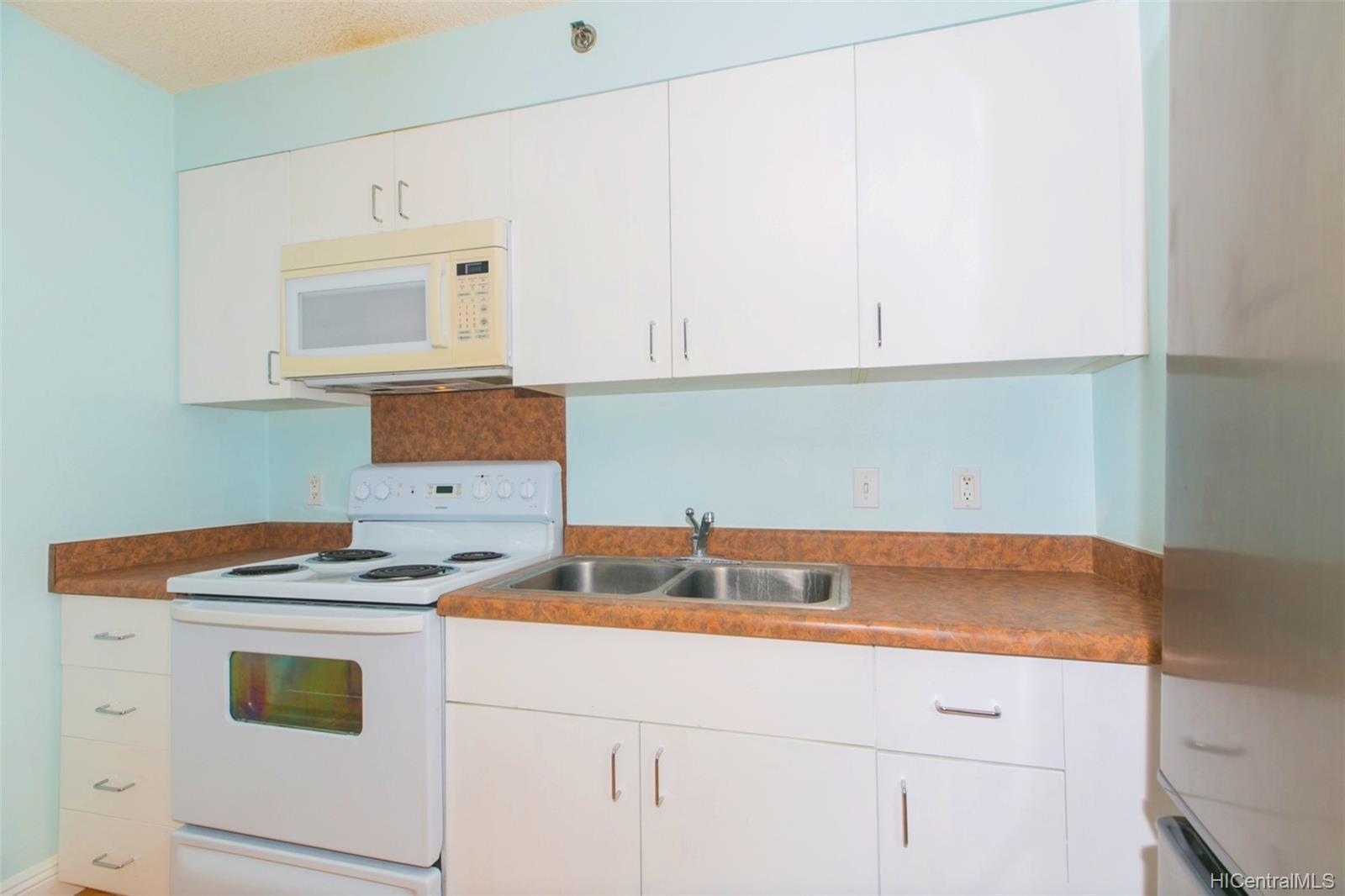 94-979 Kauolu Place  Unit 1110