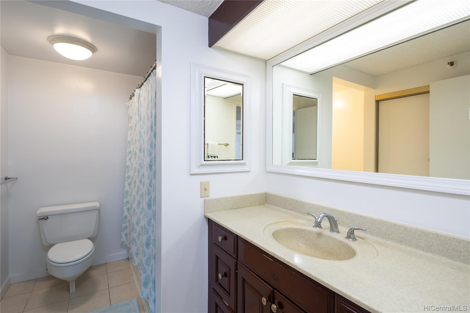 2724 Kahoaloha Lane  Unit 705