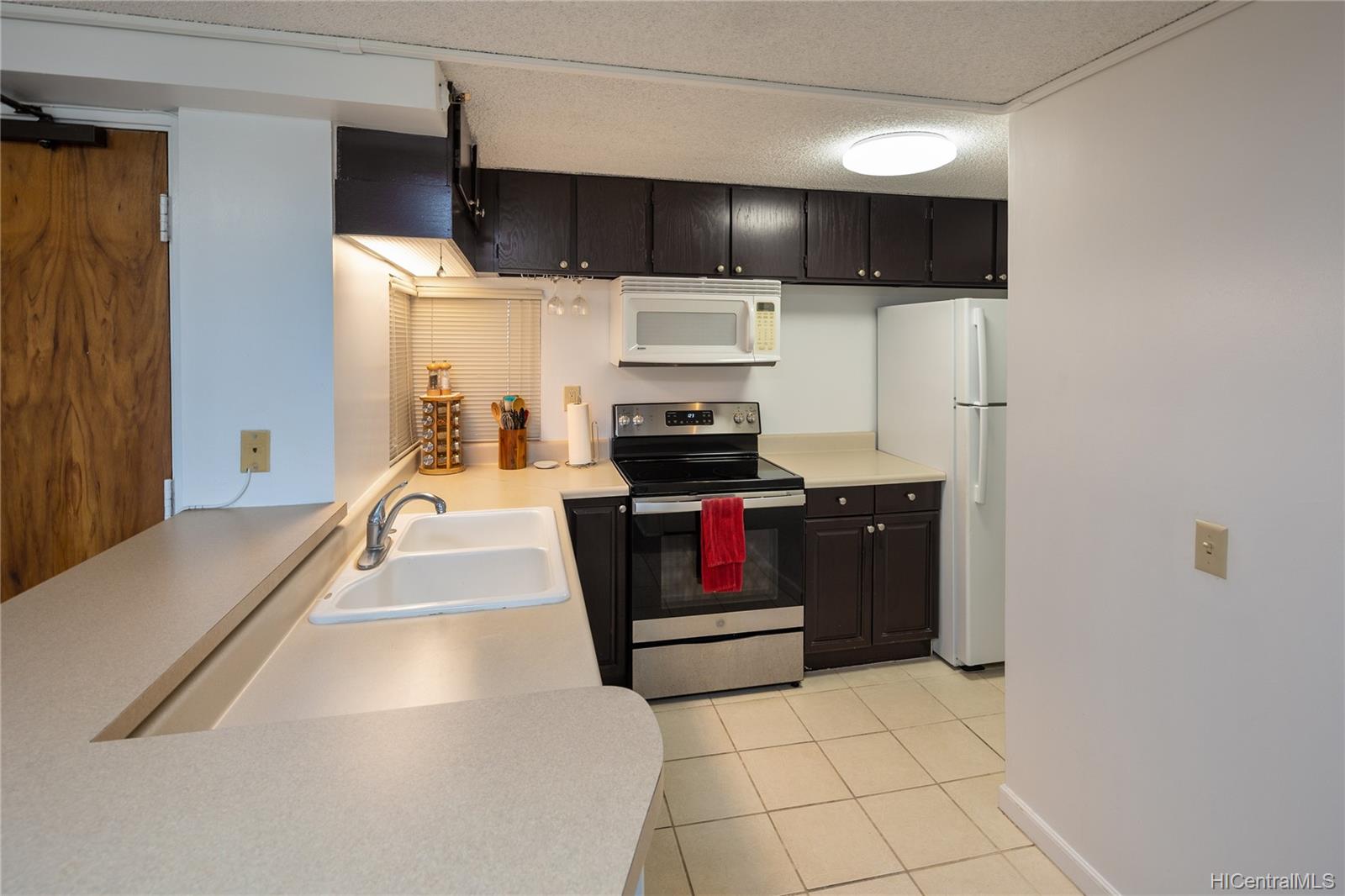 2724 Kahoaloha Lane  Unit 705