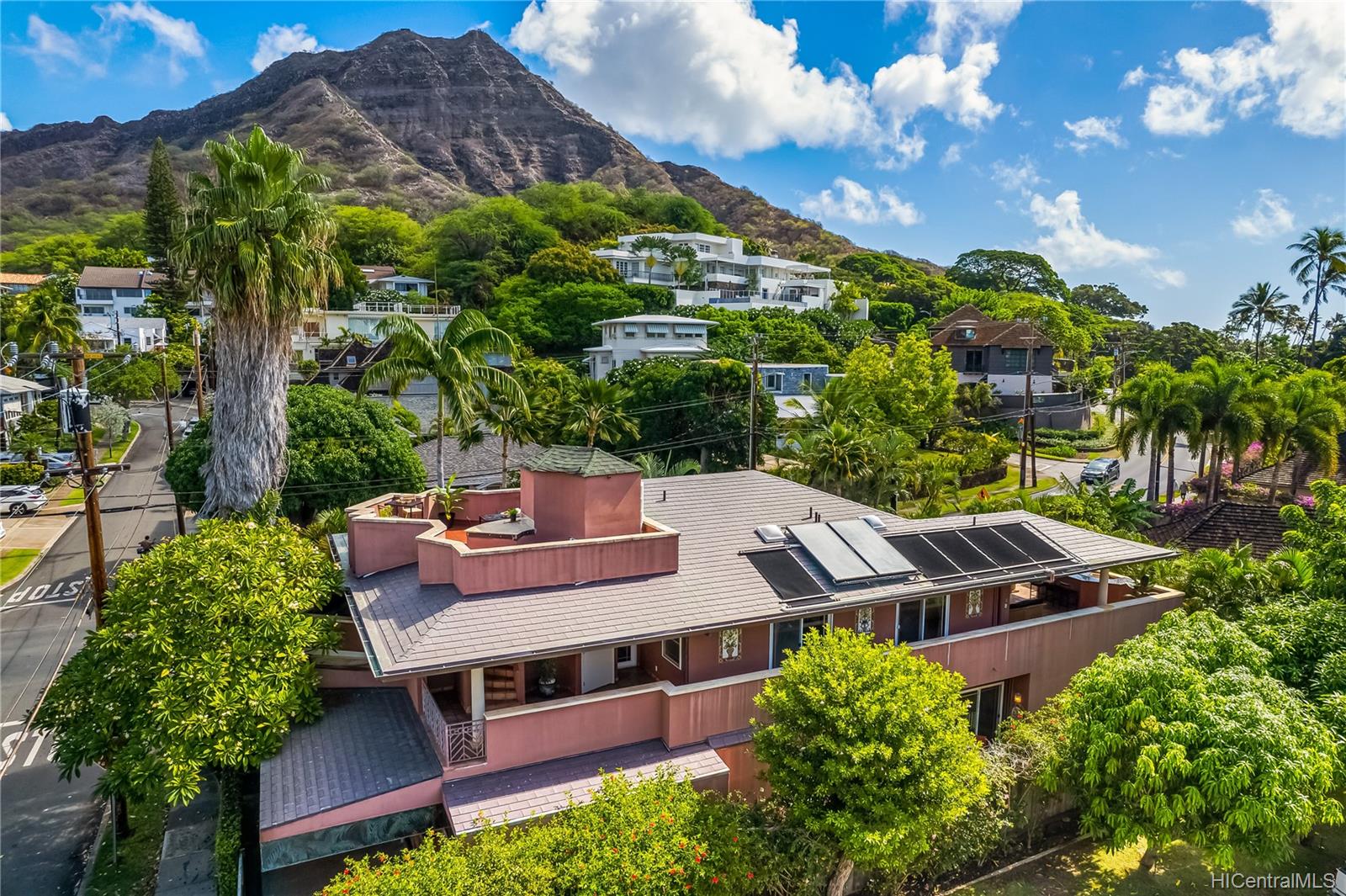 3063 Diamond Head Road