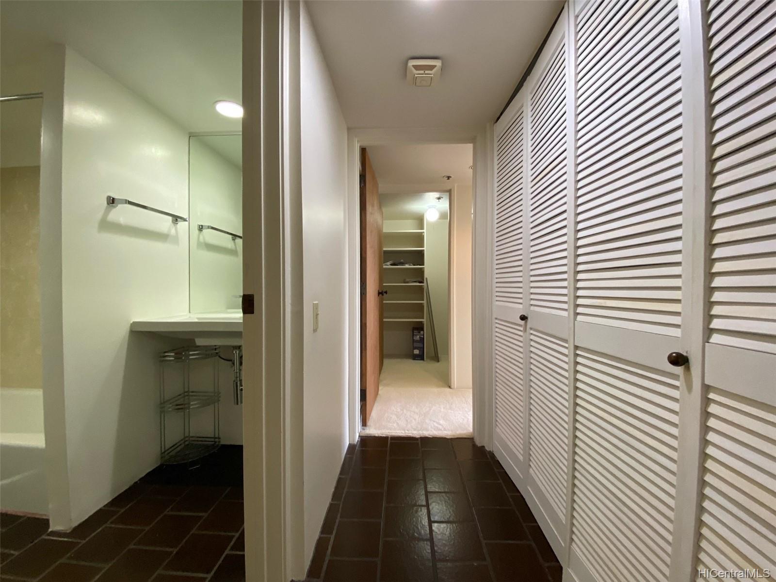 2101 Nuuanu Avenue  Unit I-1901