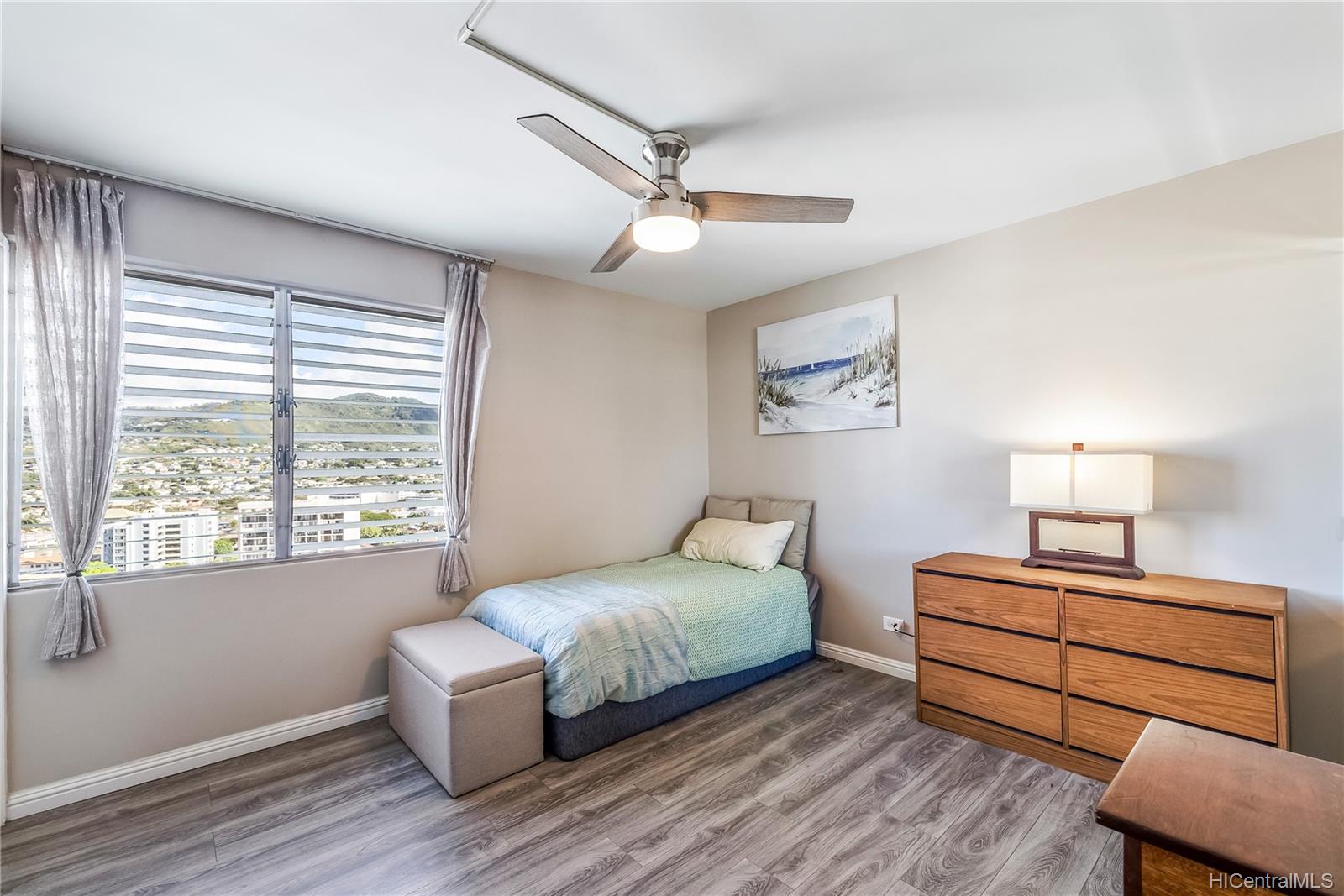 2474 Kapiolani Boulevard  Unit 1701
