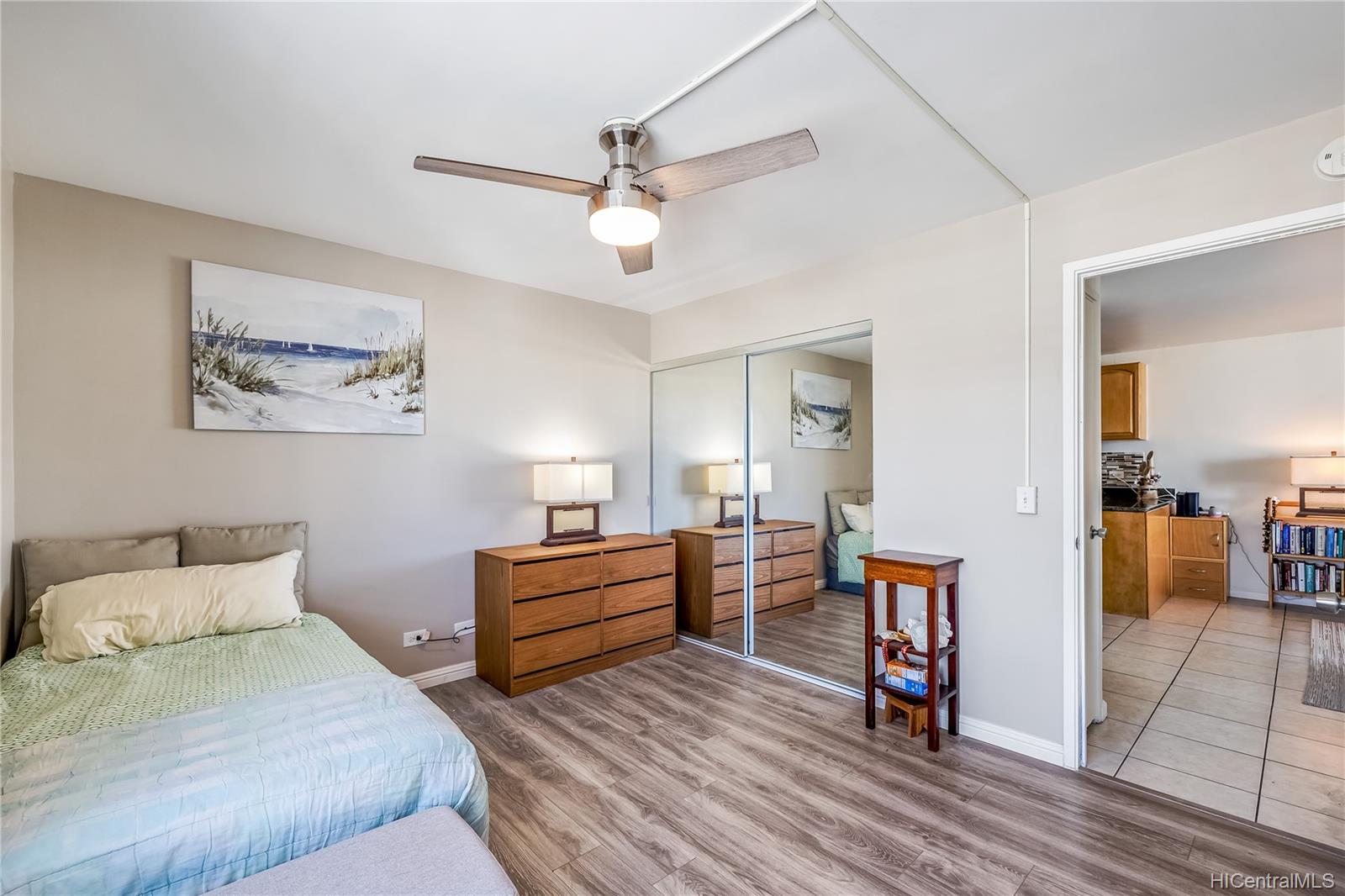 2474 Kapiolani Boulevard  Unit 1701