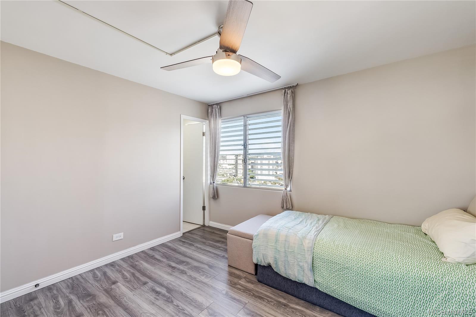2474 Kapiolani Boulevard  Unit 1701
