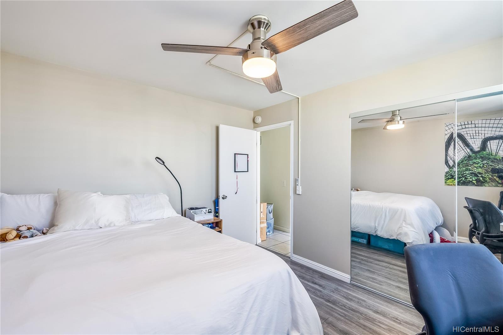 2474 Kapiolani Boulevard  Unit 1701
