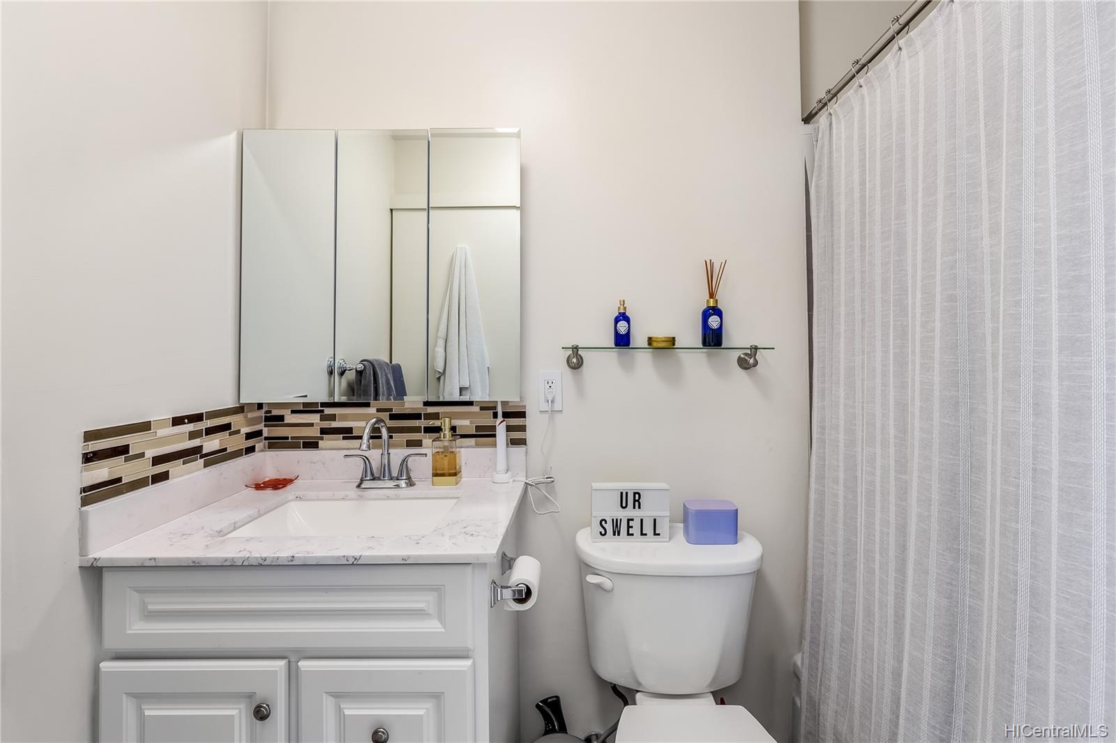 2474 Kapiolani Boulevard  Unit 1701