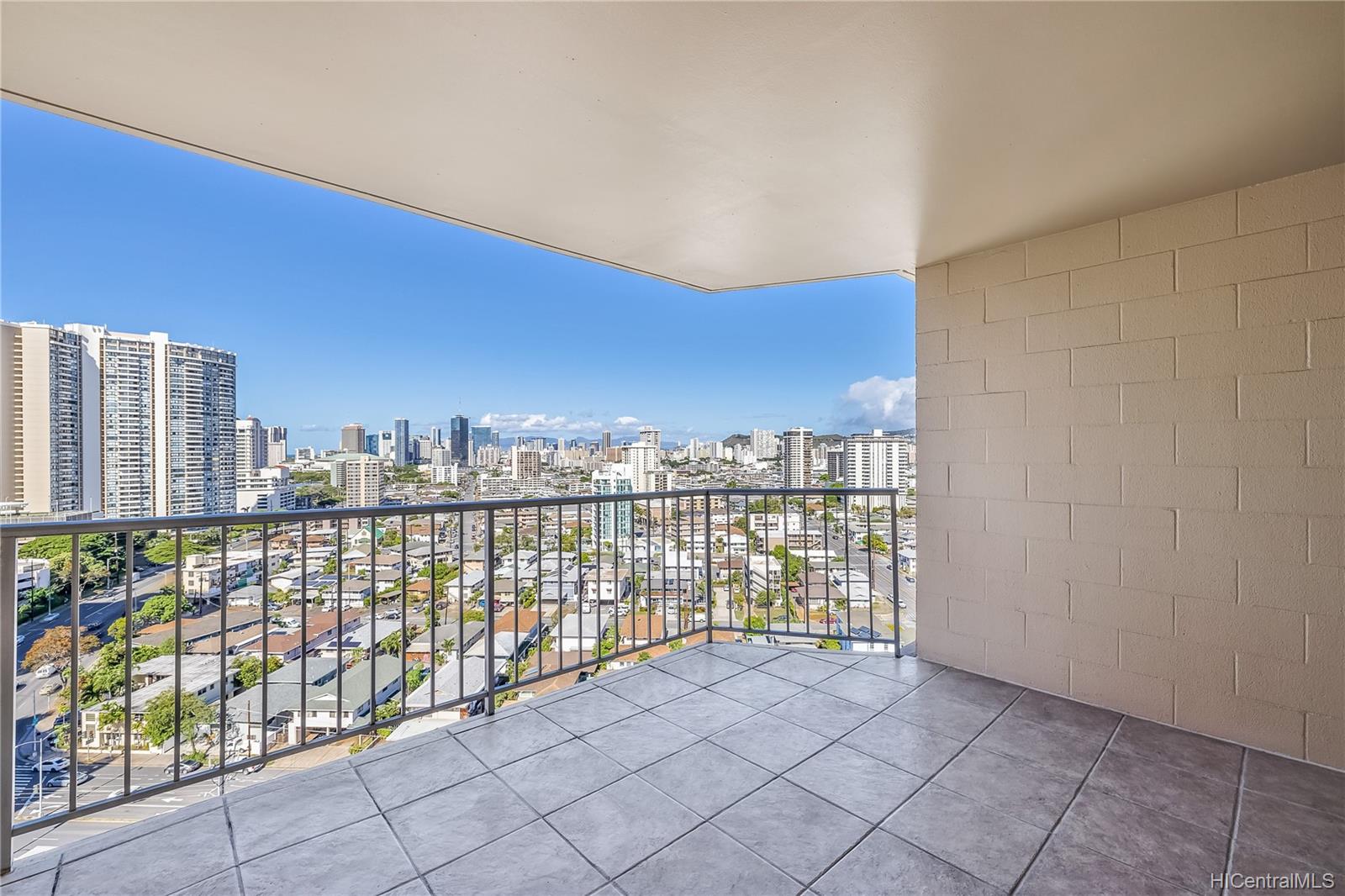 2474 Kapiolani Boulevard  Unit 1701