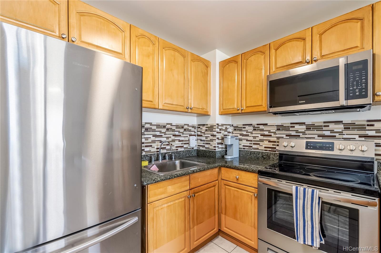 2474 Kapiolani Boulevard  Unit 1701