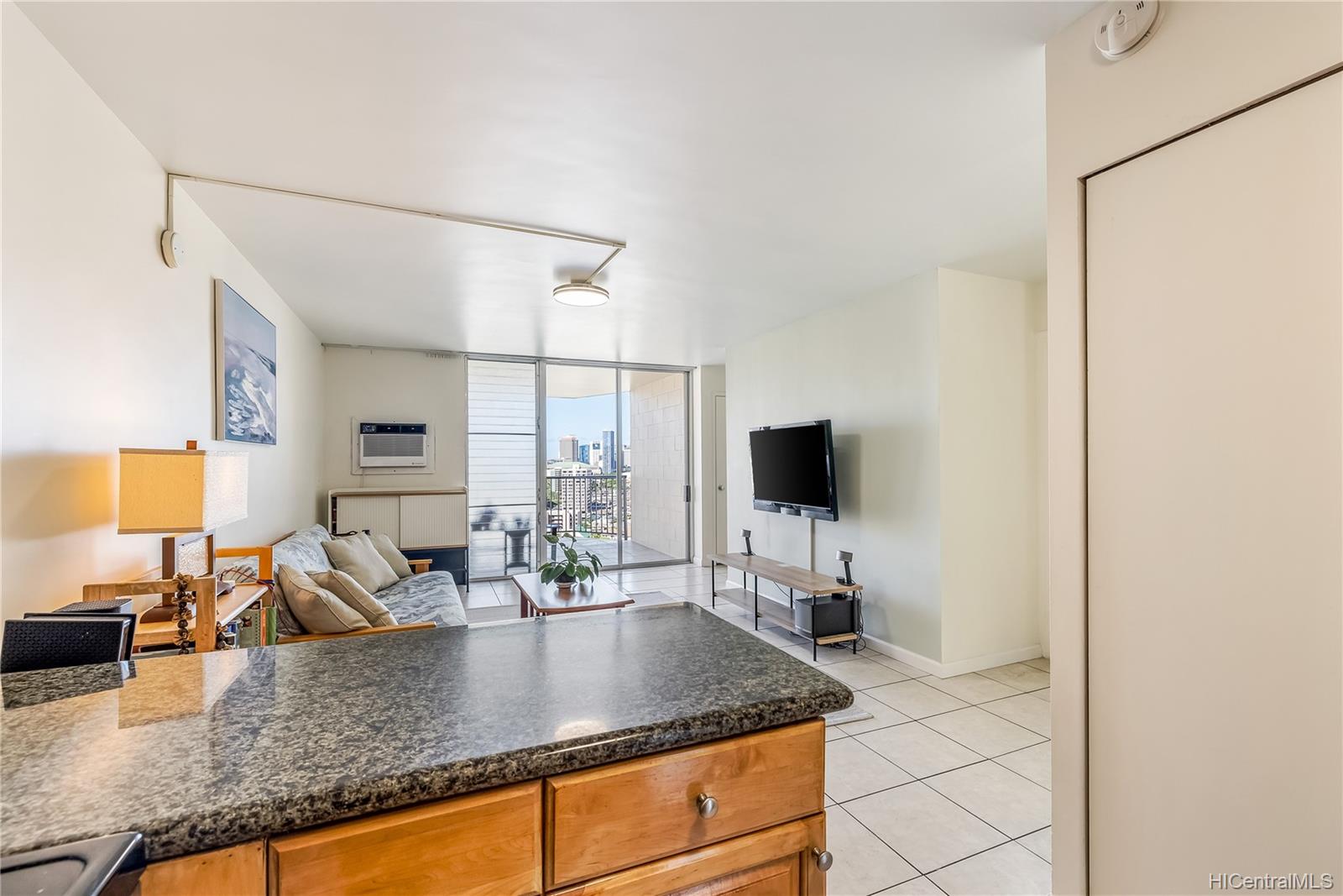 2474 Kapiolani Boulevard  Unit 1701