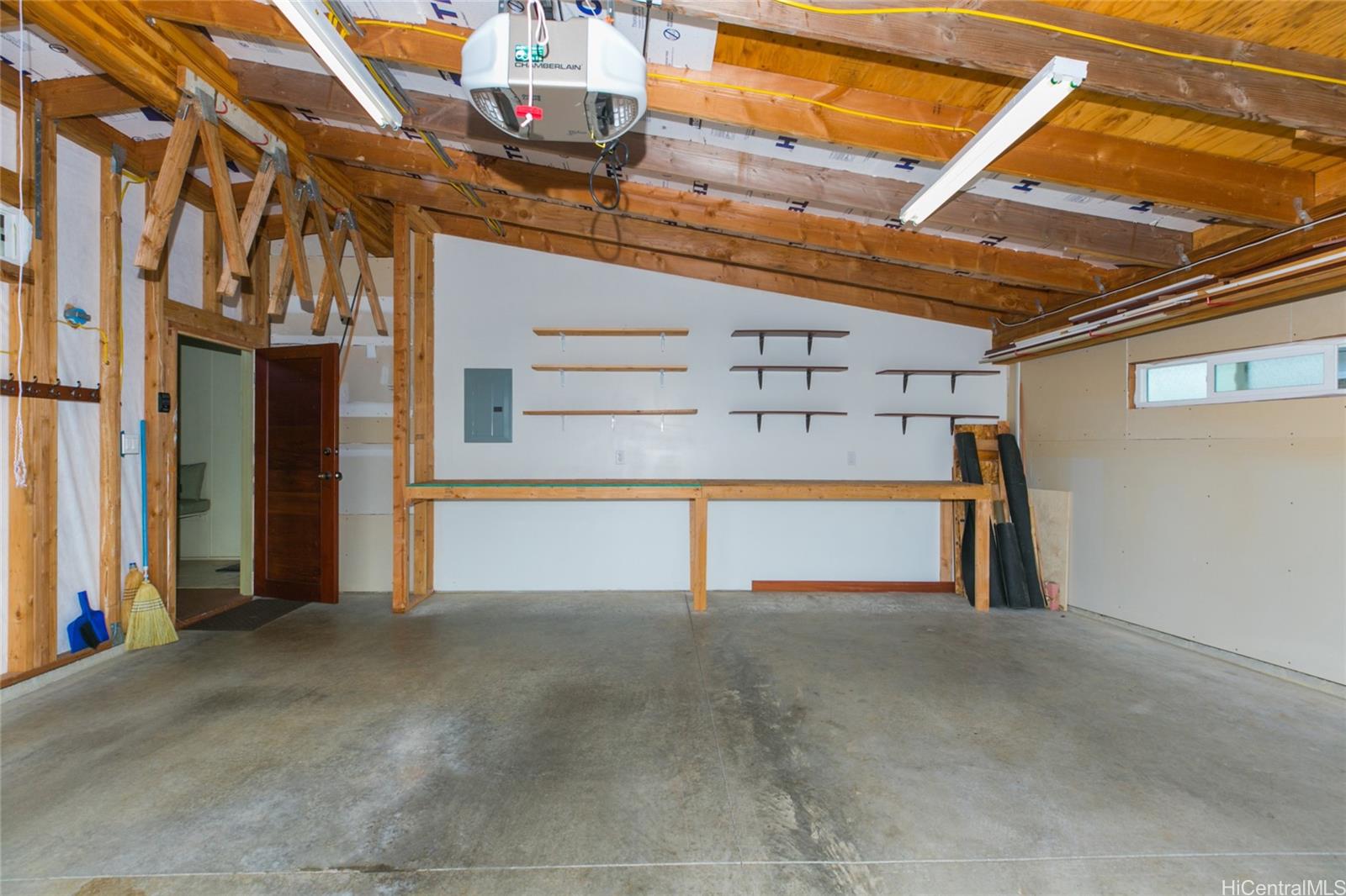 823 Halula Place
