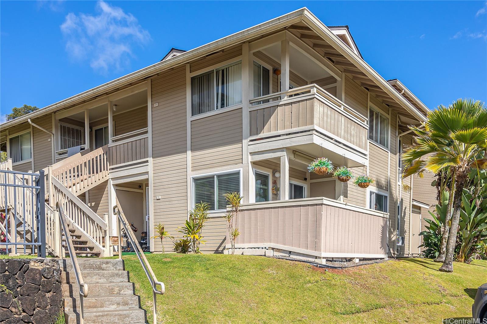95-510 Wikao Street  Unit B102