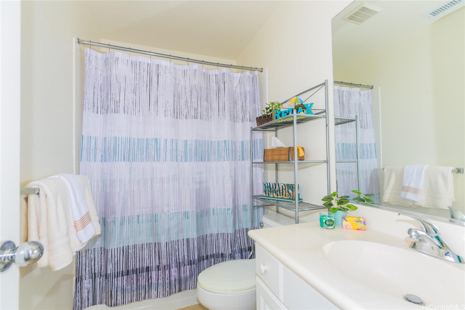 91-2093 Kaioli Street  Unit 1703