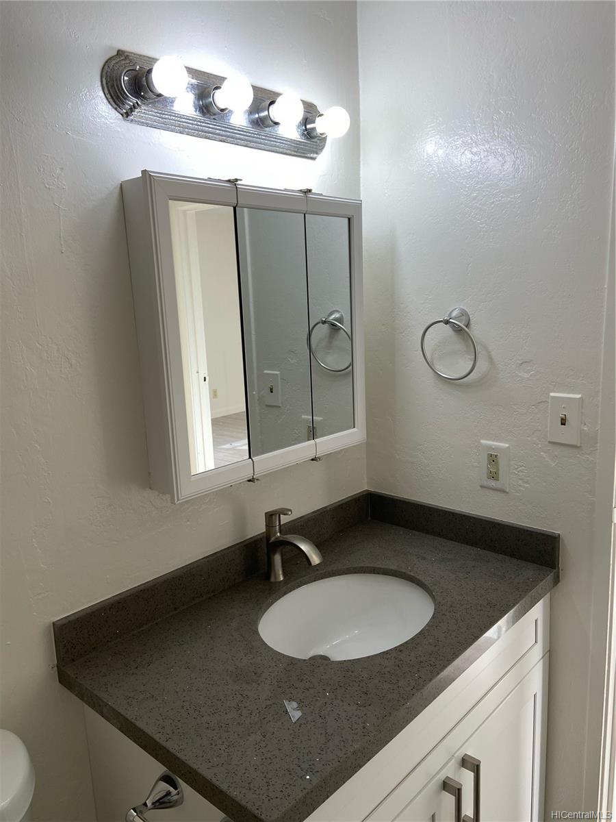 87-123 Helelua Street  Unit G205