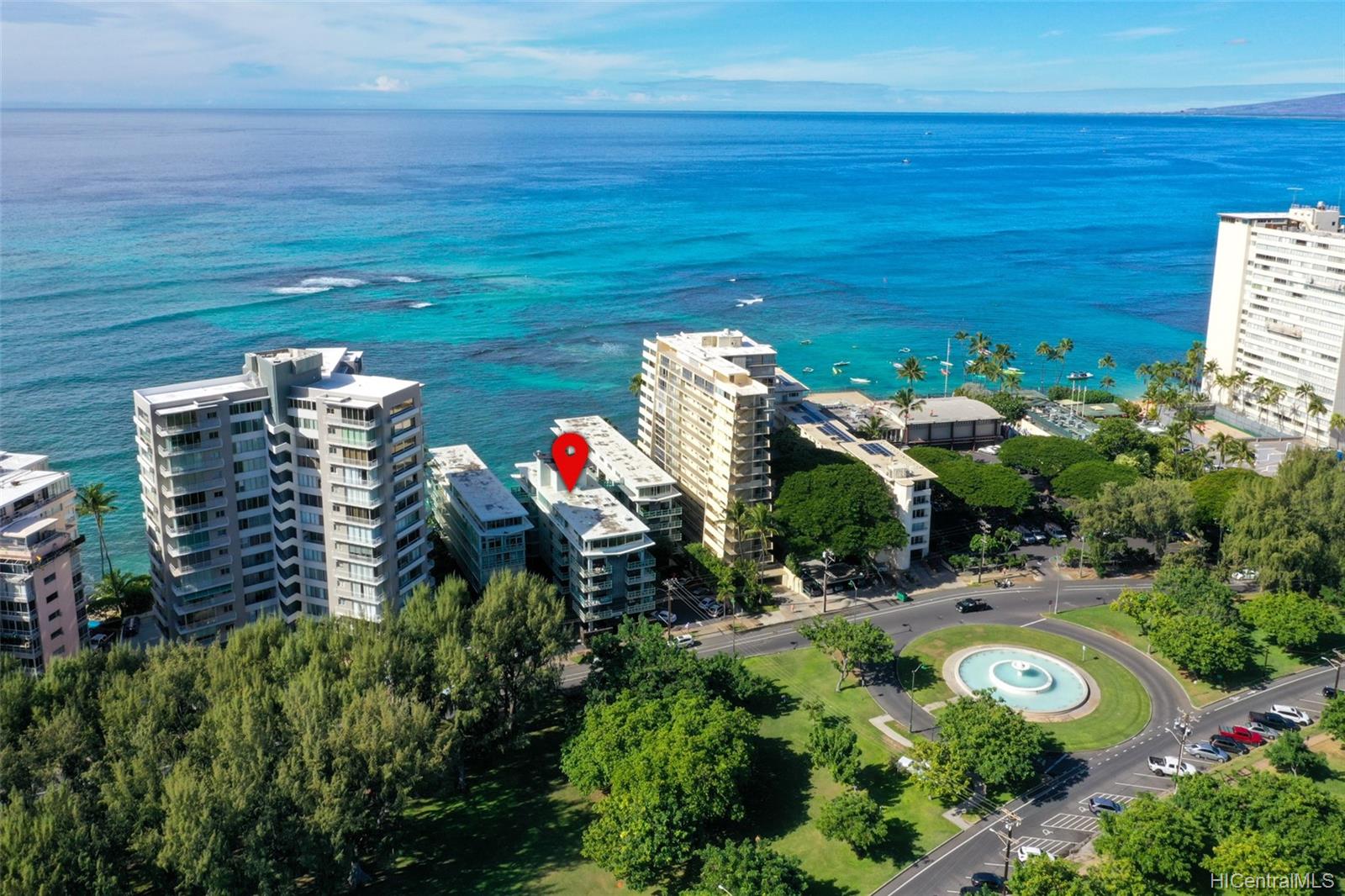 2957 Kalakaua Avenue  Unit 211