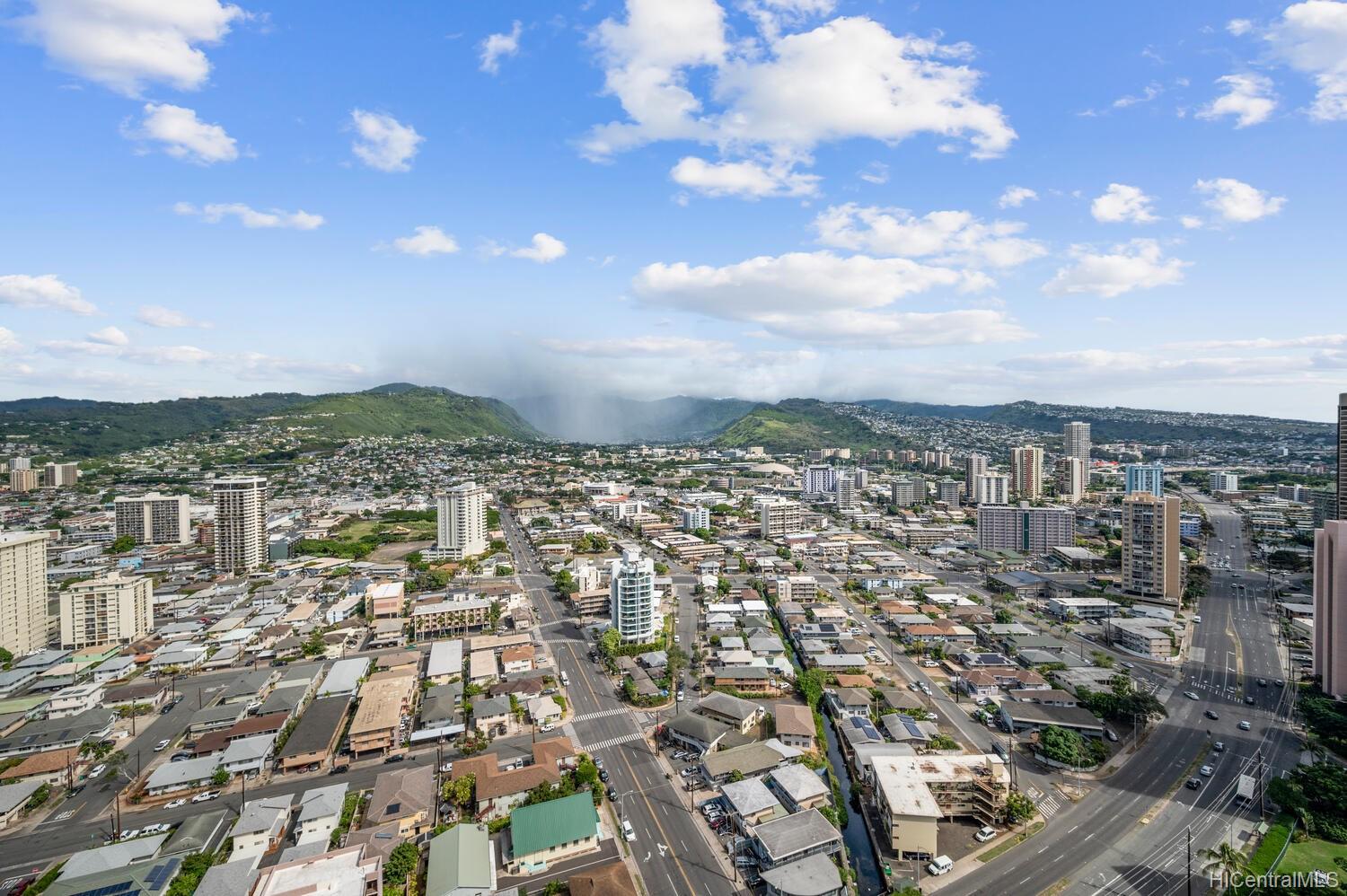 2333 Kapiolani Boulevard  Unit 3307
