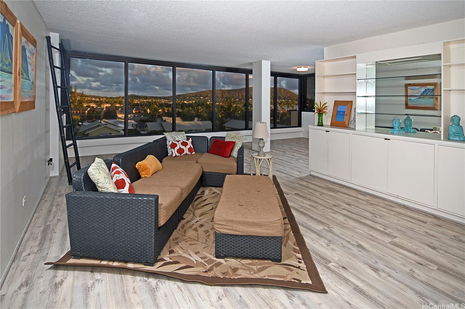 250 Kawaihae Street  Unit 1D