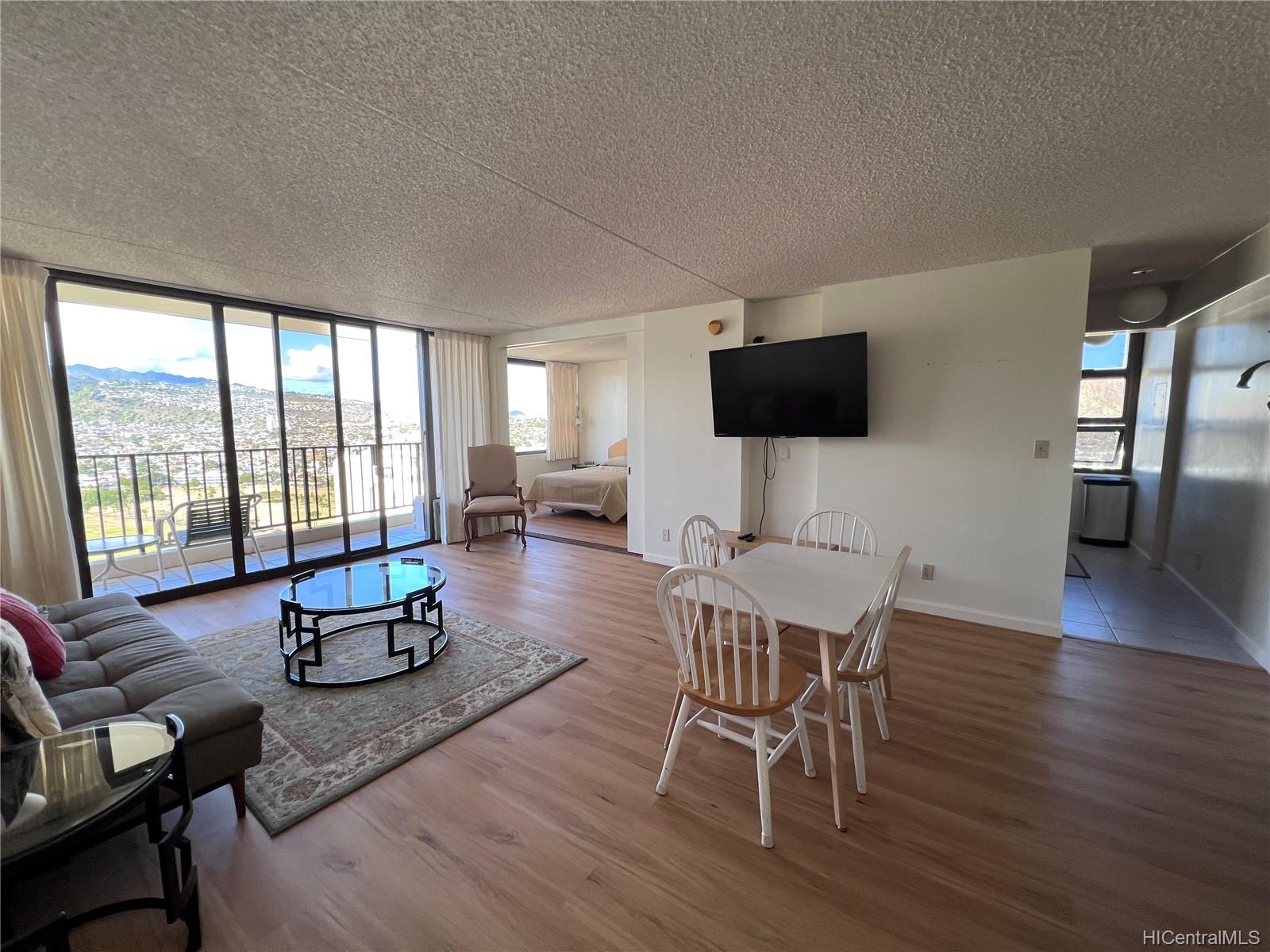 201 Ohua Avenue  Unit 3013