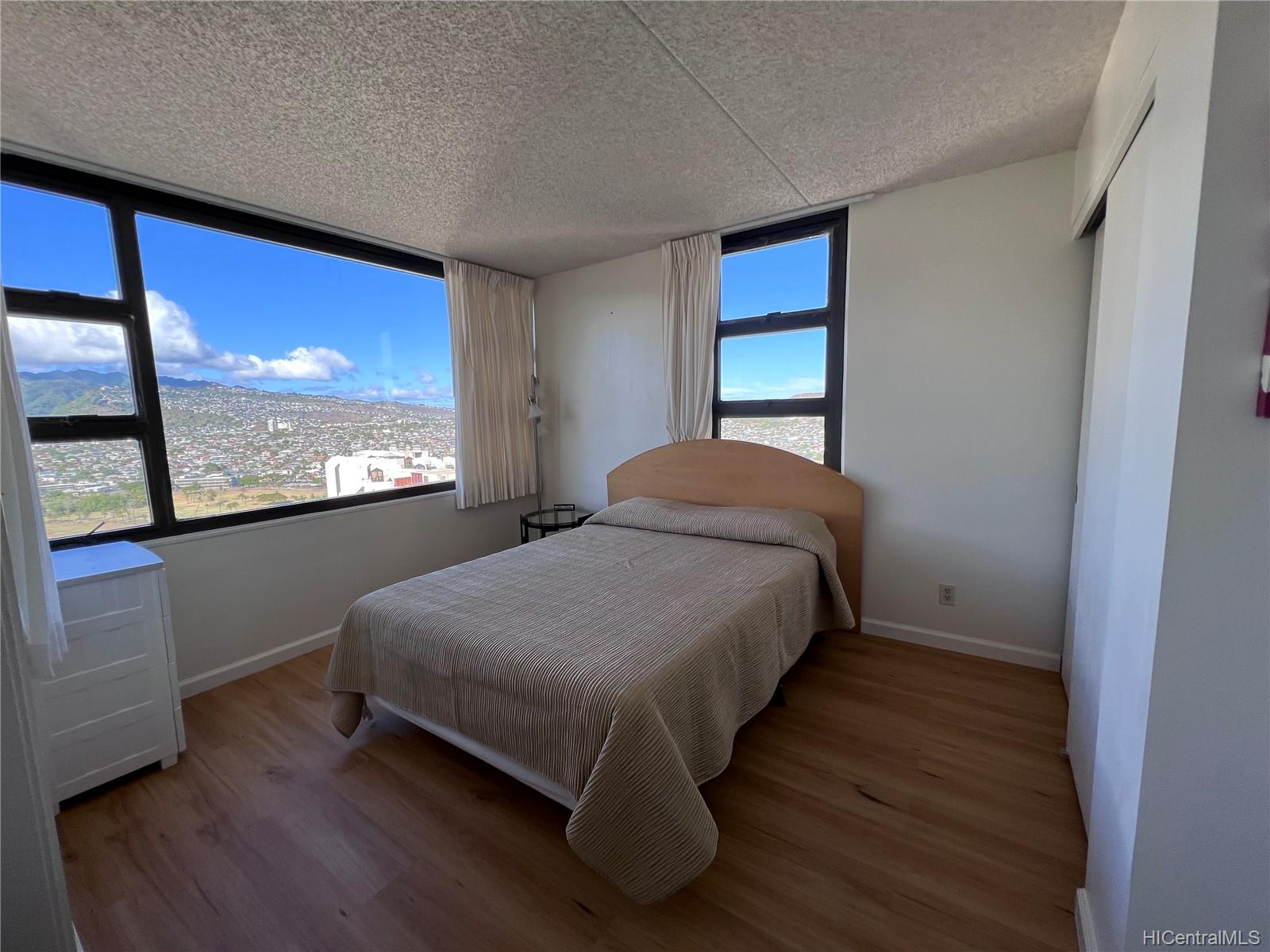 201 Ohua Avenue  Unit 3013