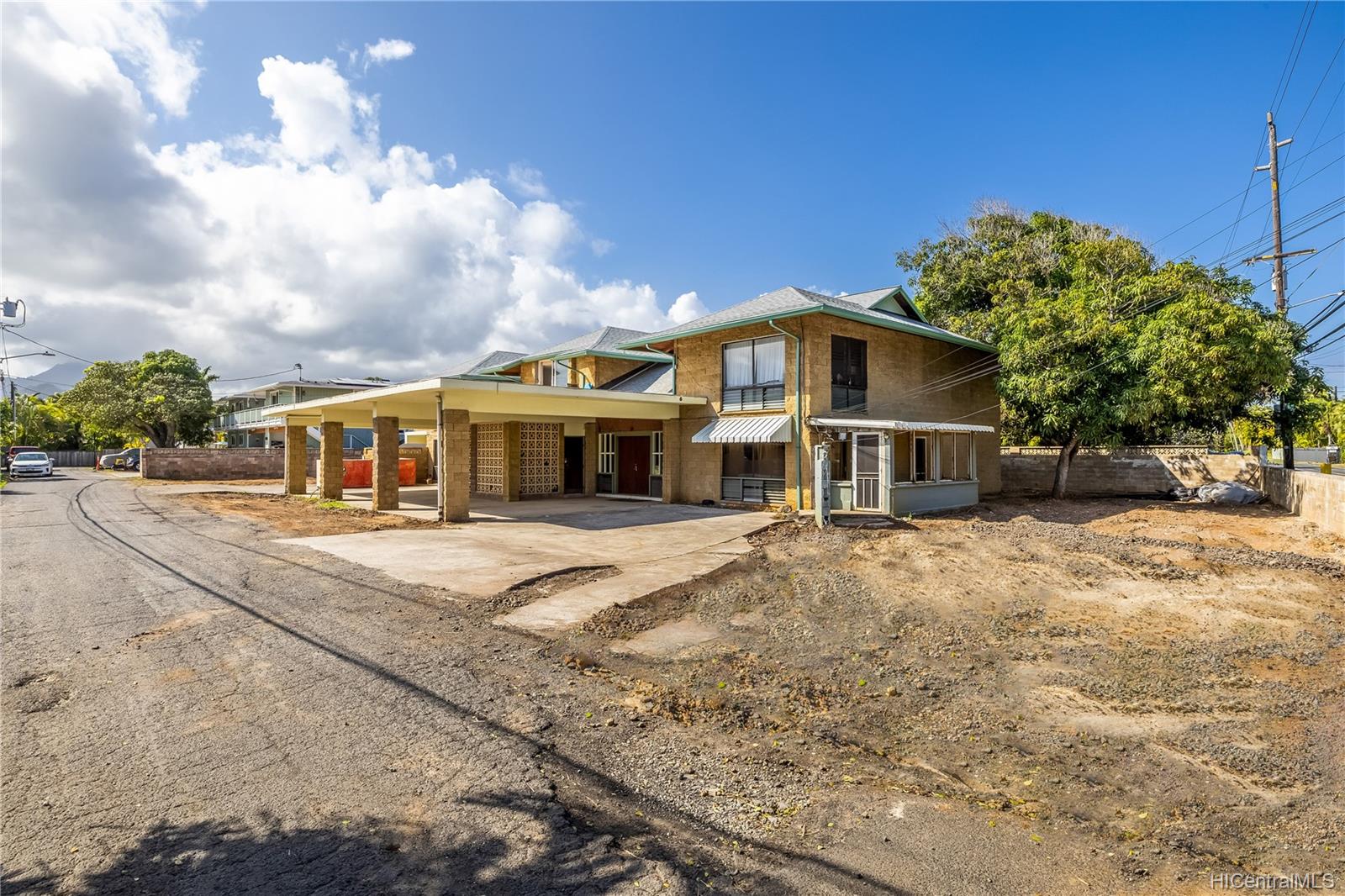 125 N Kalaheo Avenue