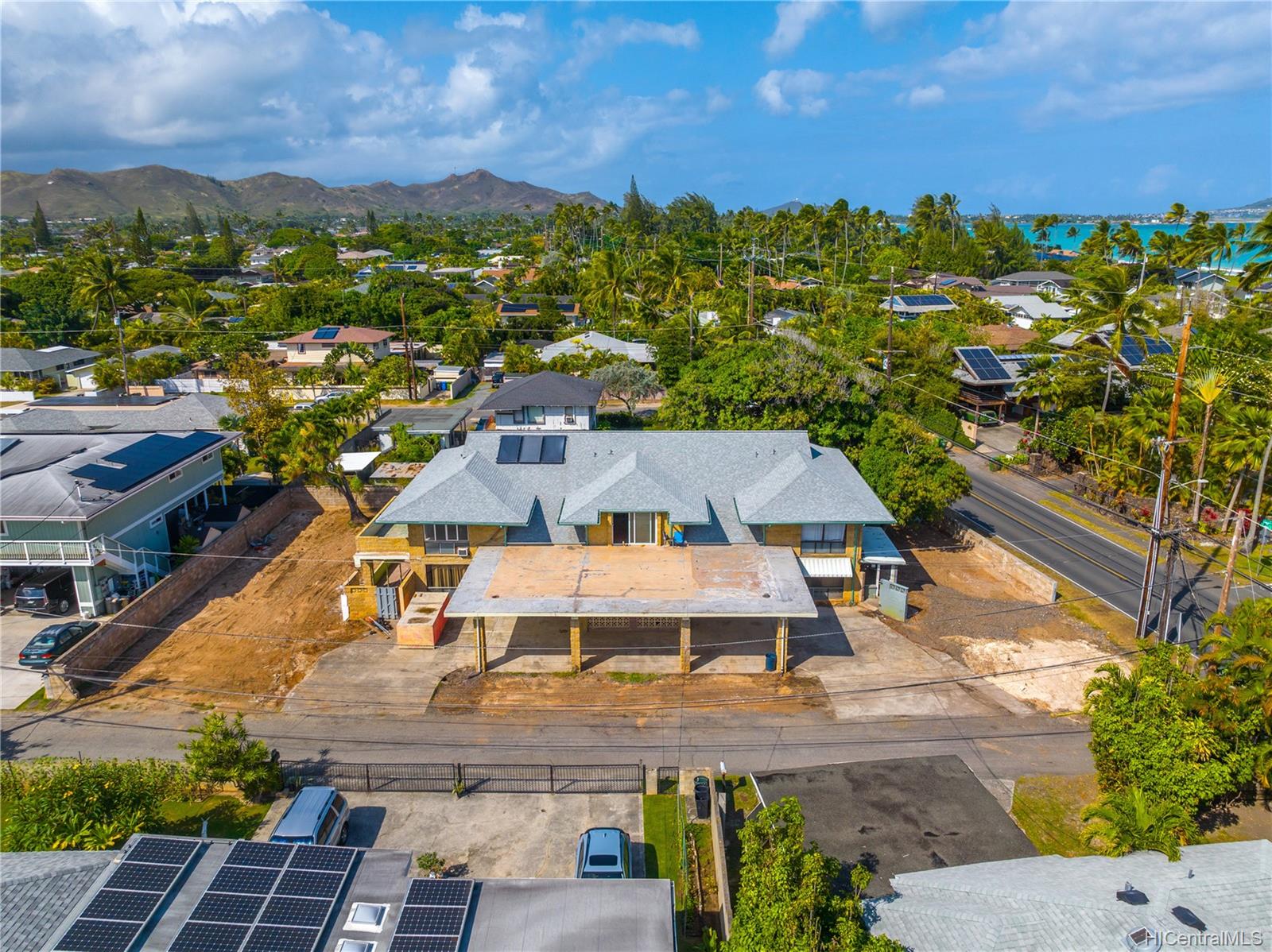 125 N Kalaheo Avenue