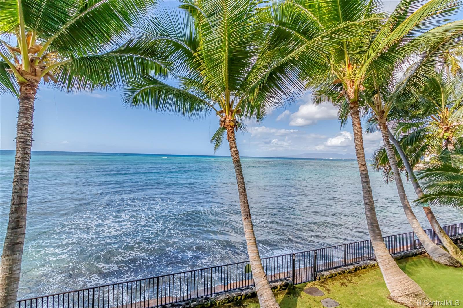 2999 Kalakaua Avenue  Unit 202