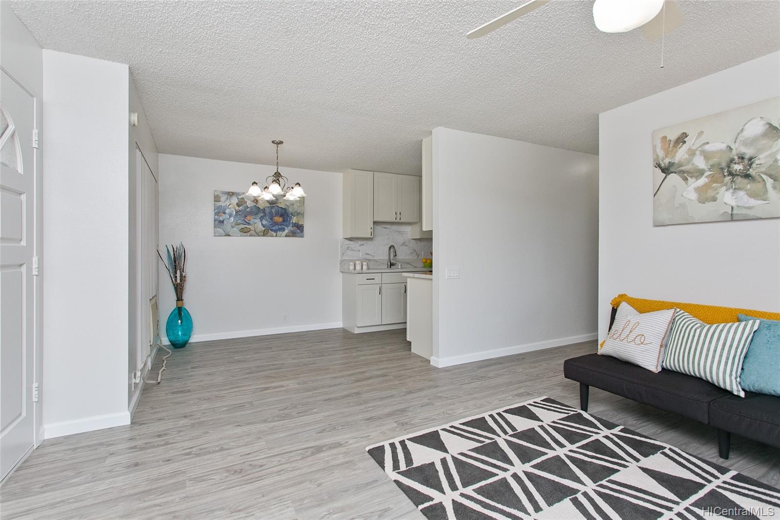 91-1170 Puamaeole Street  Unit 9R