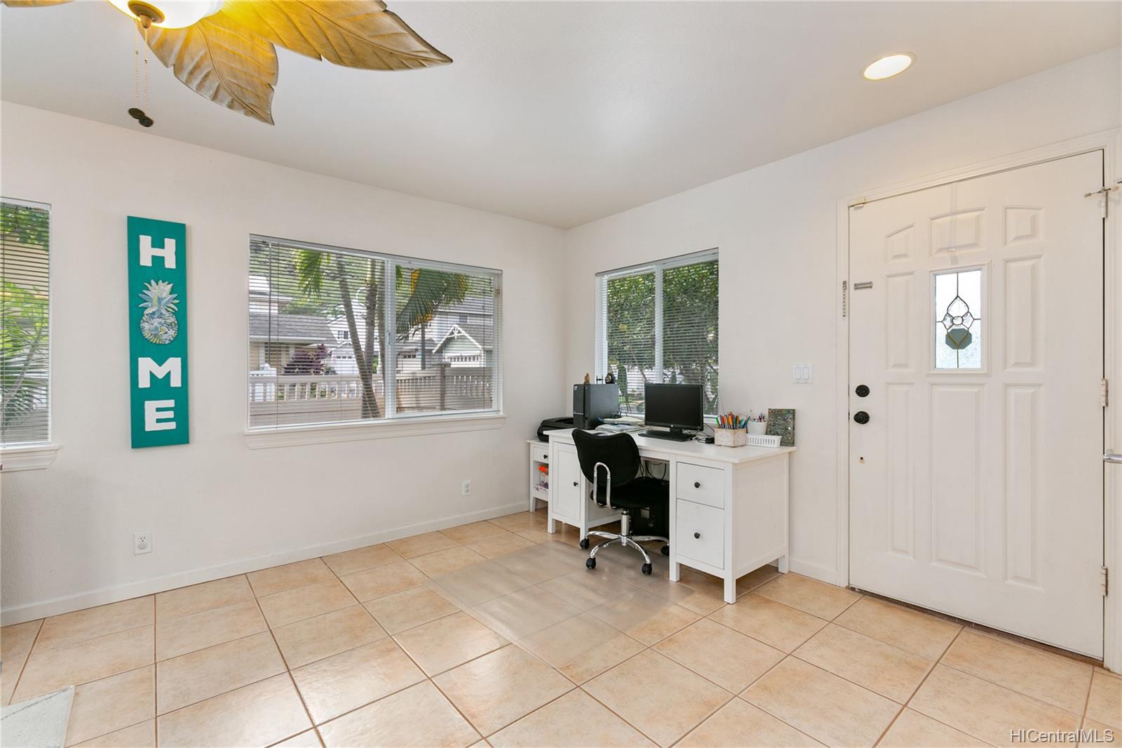 87-2065 Pakeke Street  Unit 10