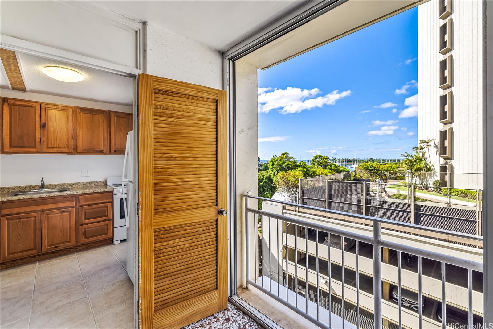 419A Atkinson Drive  Unit 607