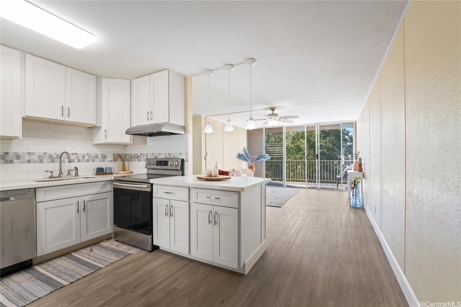 95-2031 Waikalani Place  Unit D906