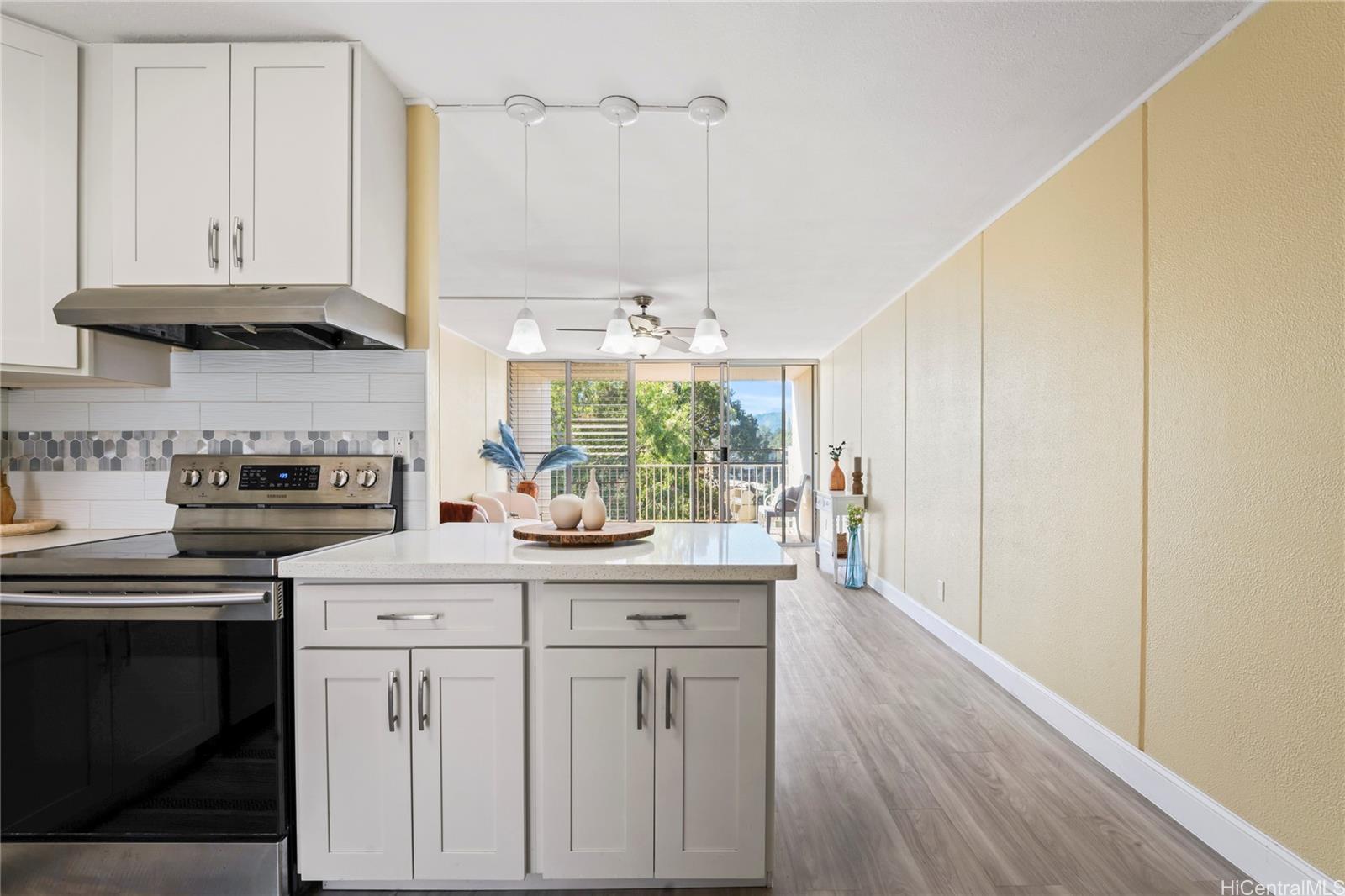 95-2031 Waikalani Place  Unit D906
