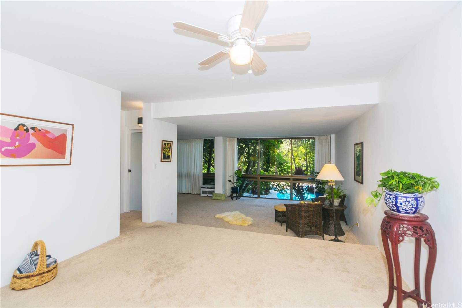 521 Hahaione Street  Unit 2/1F