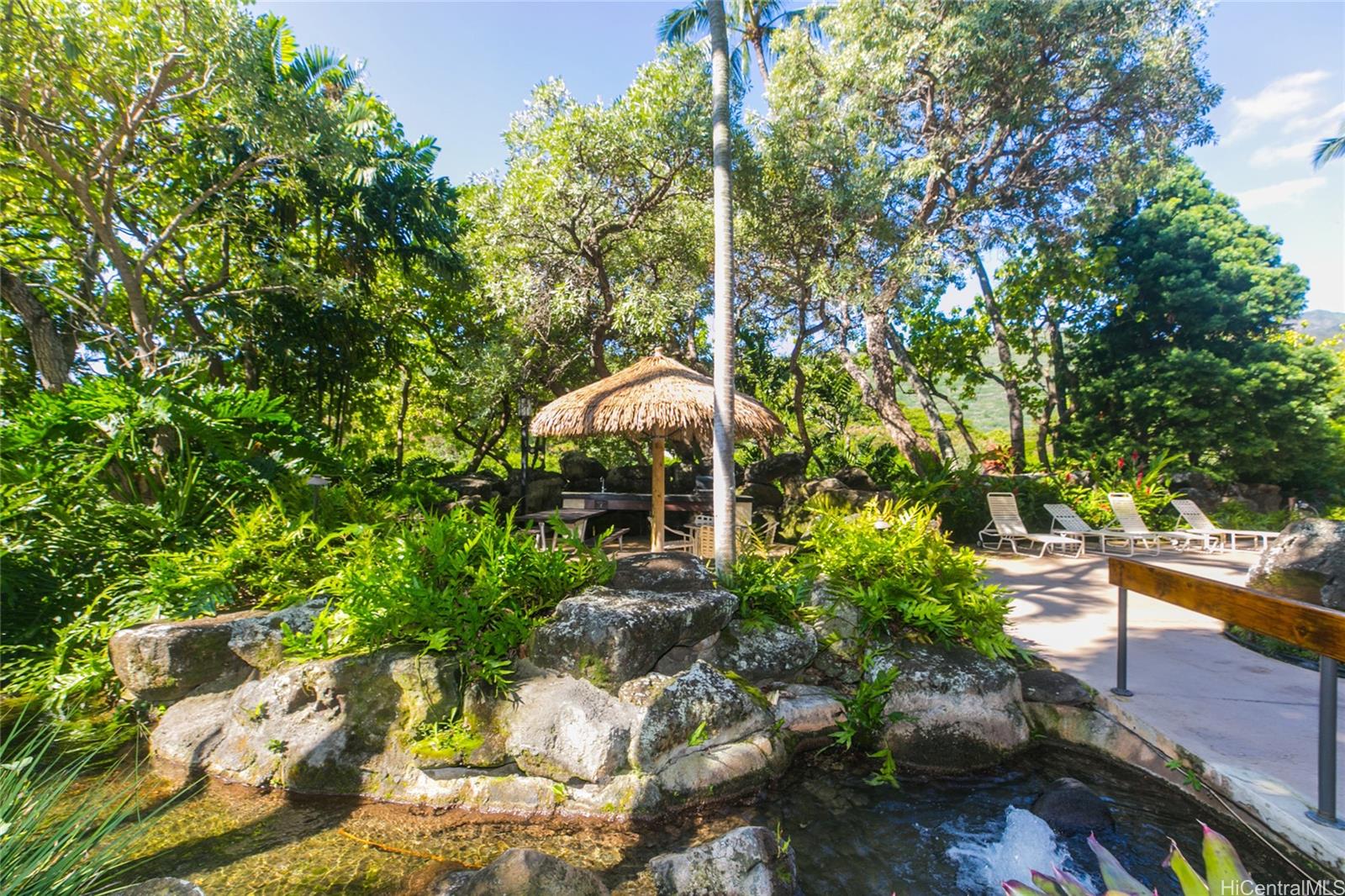 521 Hahaione Street  Unit 2/1F