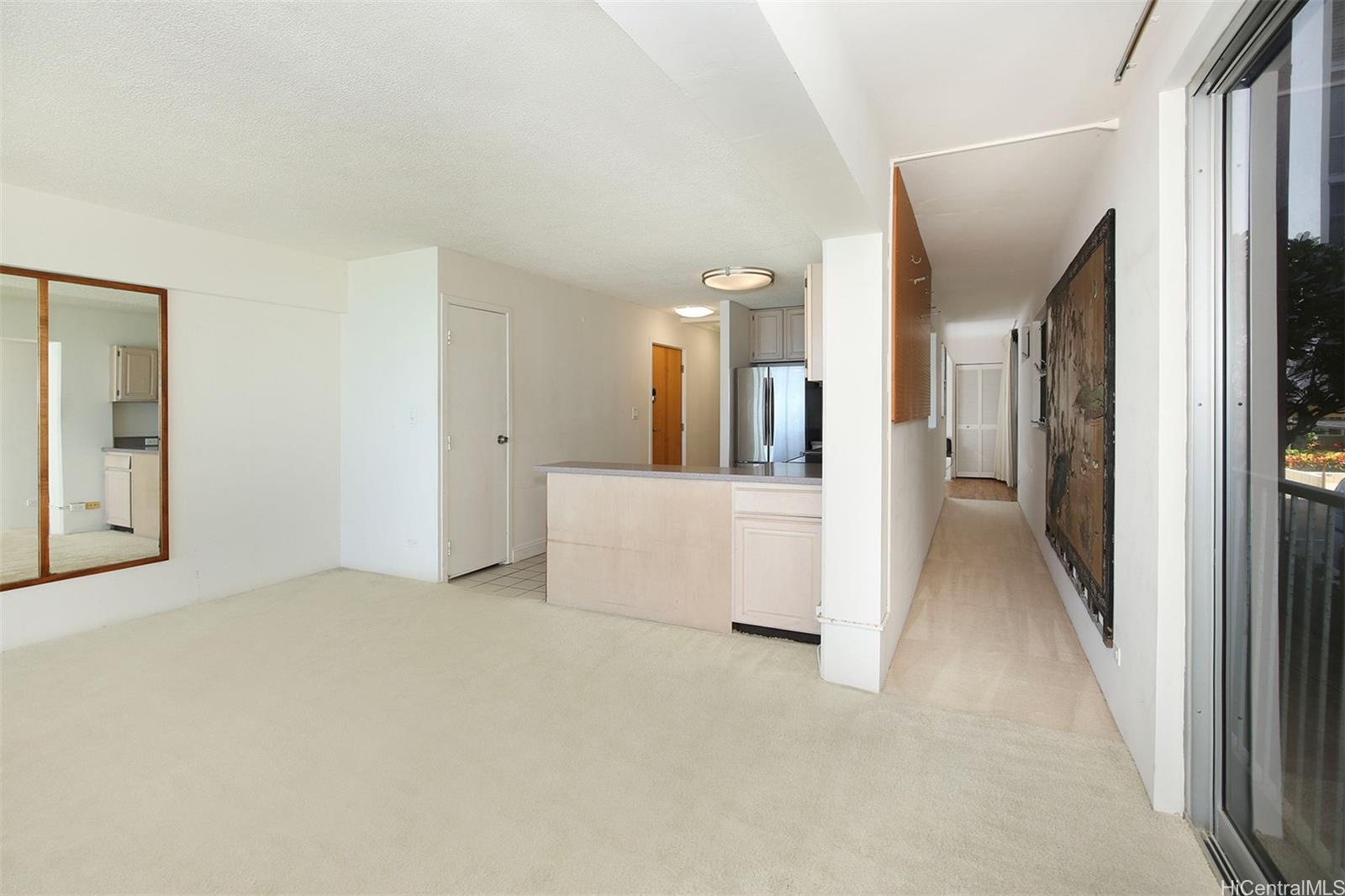 3015 Kalakaua Avenue  Unit 201
