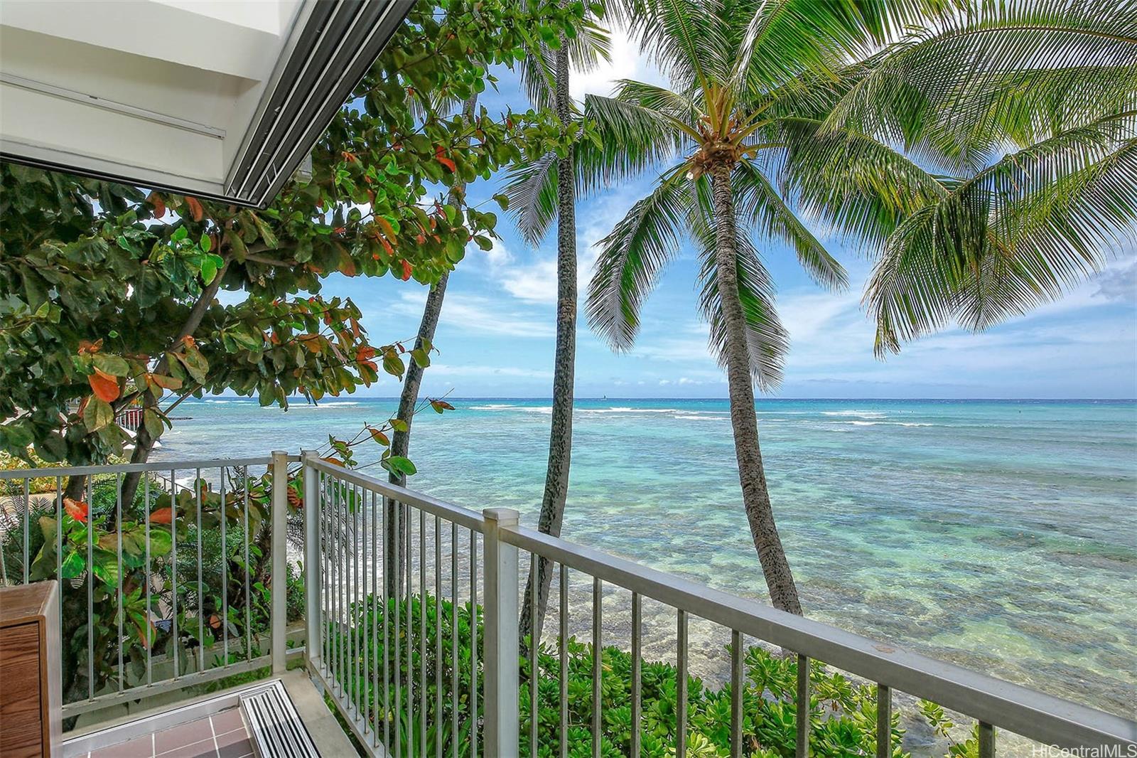 3015 Kalakaua Avenue  Unit 201