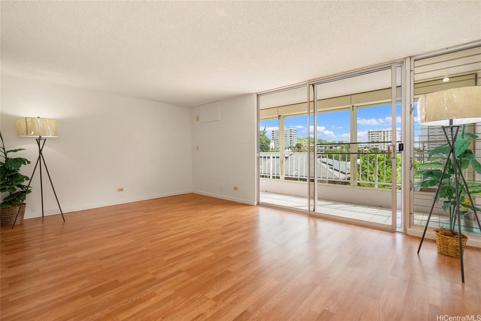 1419 Dominis Street  Unit 203