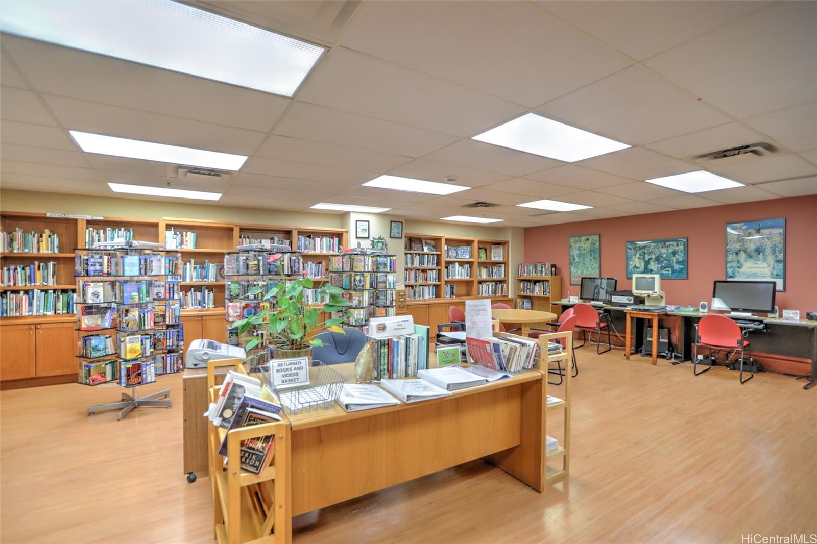 1314 Kalakaua Avenue  Unit 610