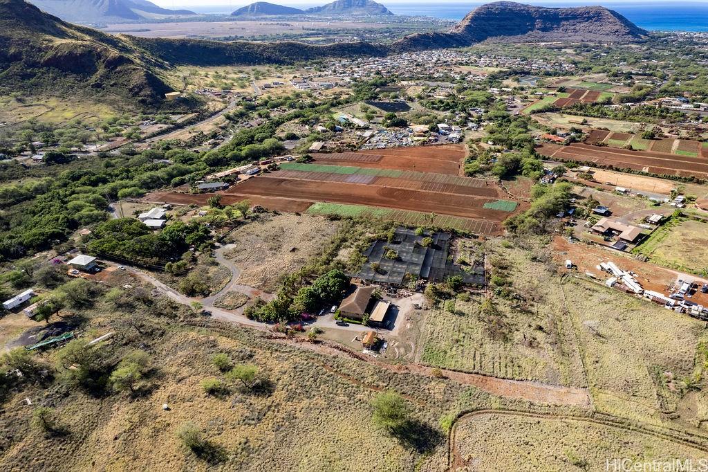 85-1570 Waianae Valley Road 85-1570 Waianae Valley Road