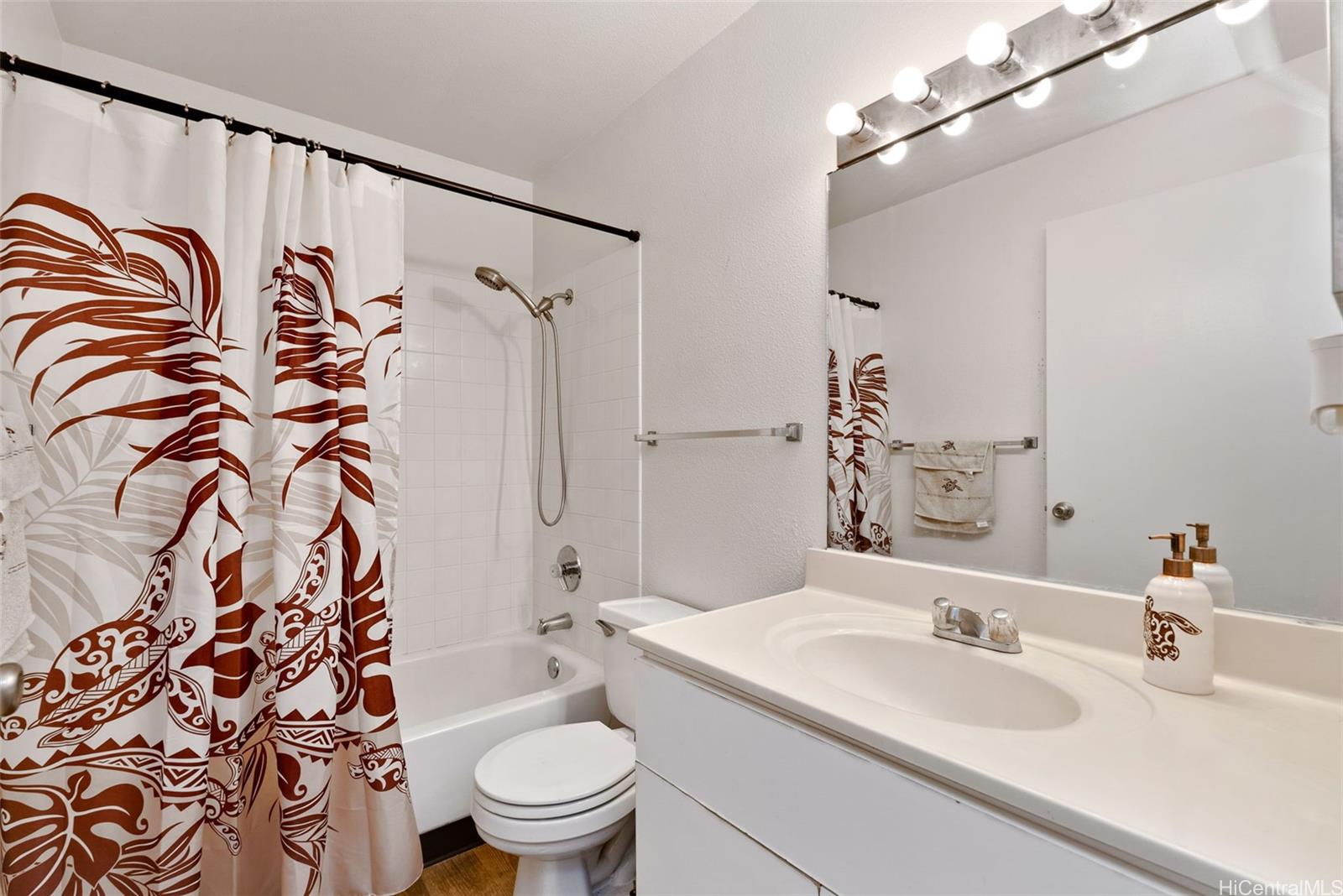 95-510 Wikao Street  Unit L204