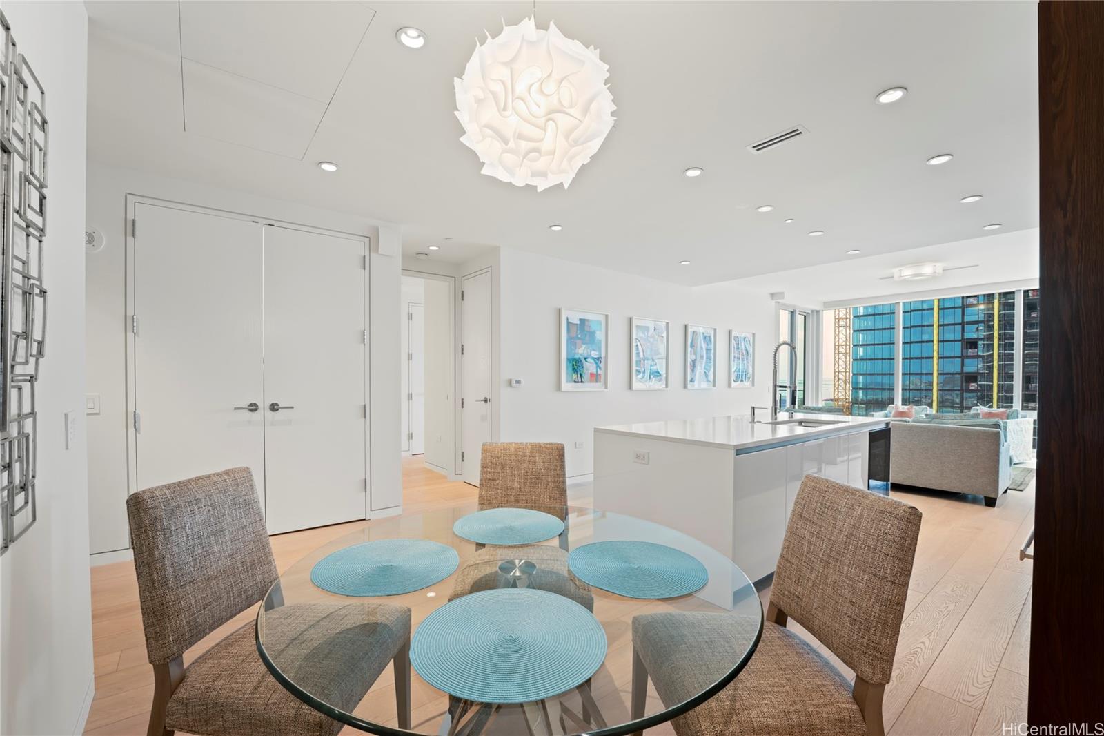 1118 Ala Moana Boulevard  Unit 2003