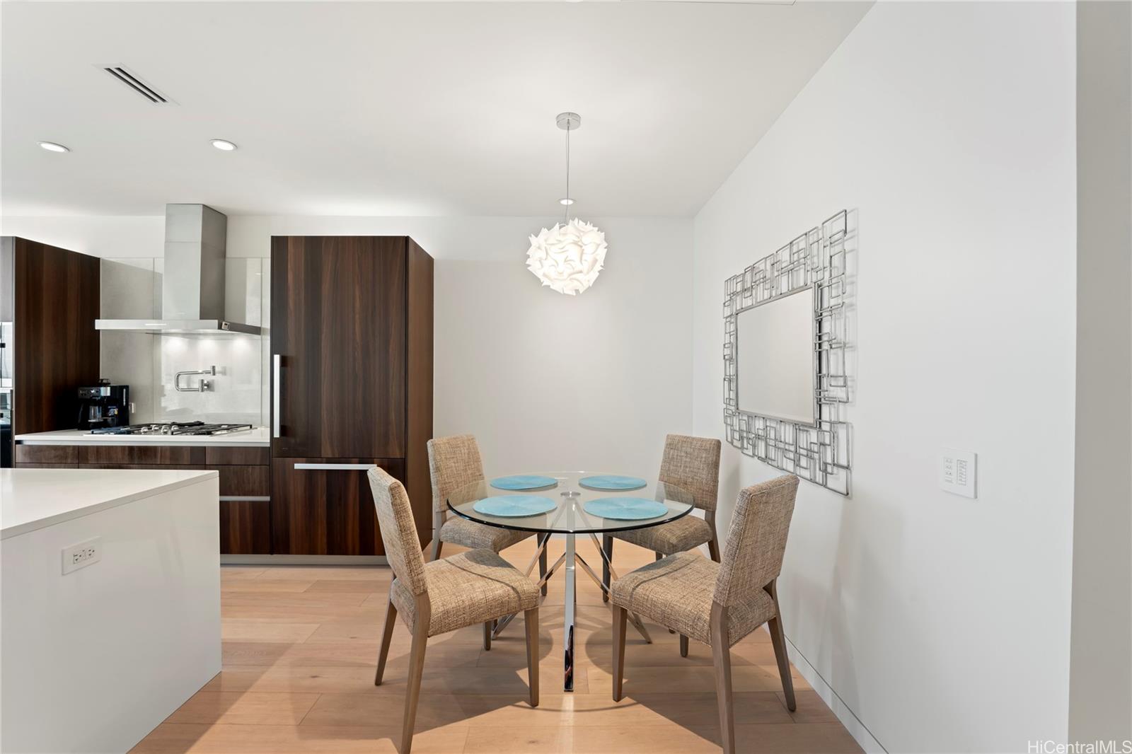 1118 Ala Moana Boulevard  Unit 2003