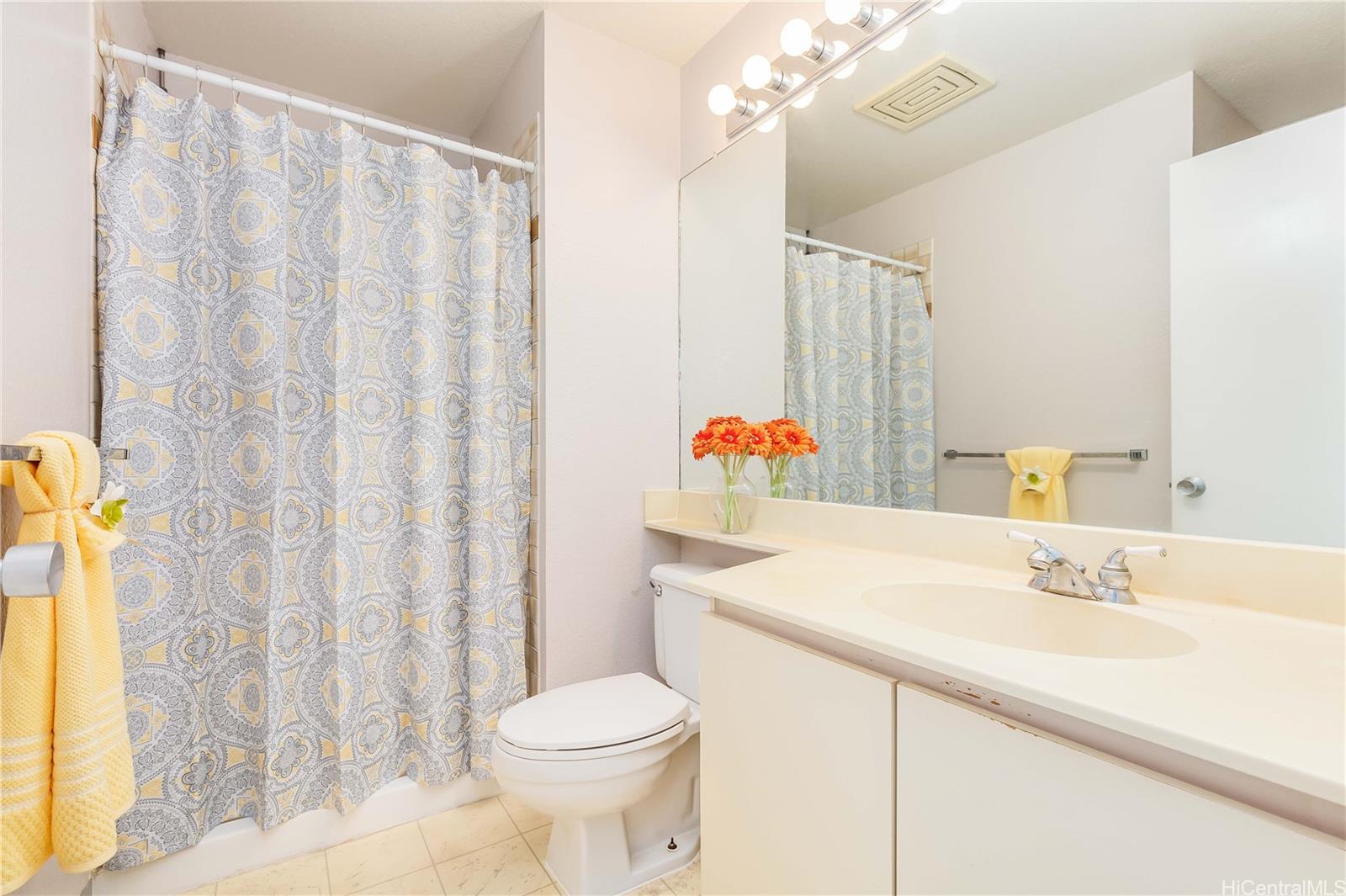 94-1467 Waipio Uka Street  Unit T204