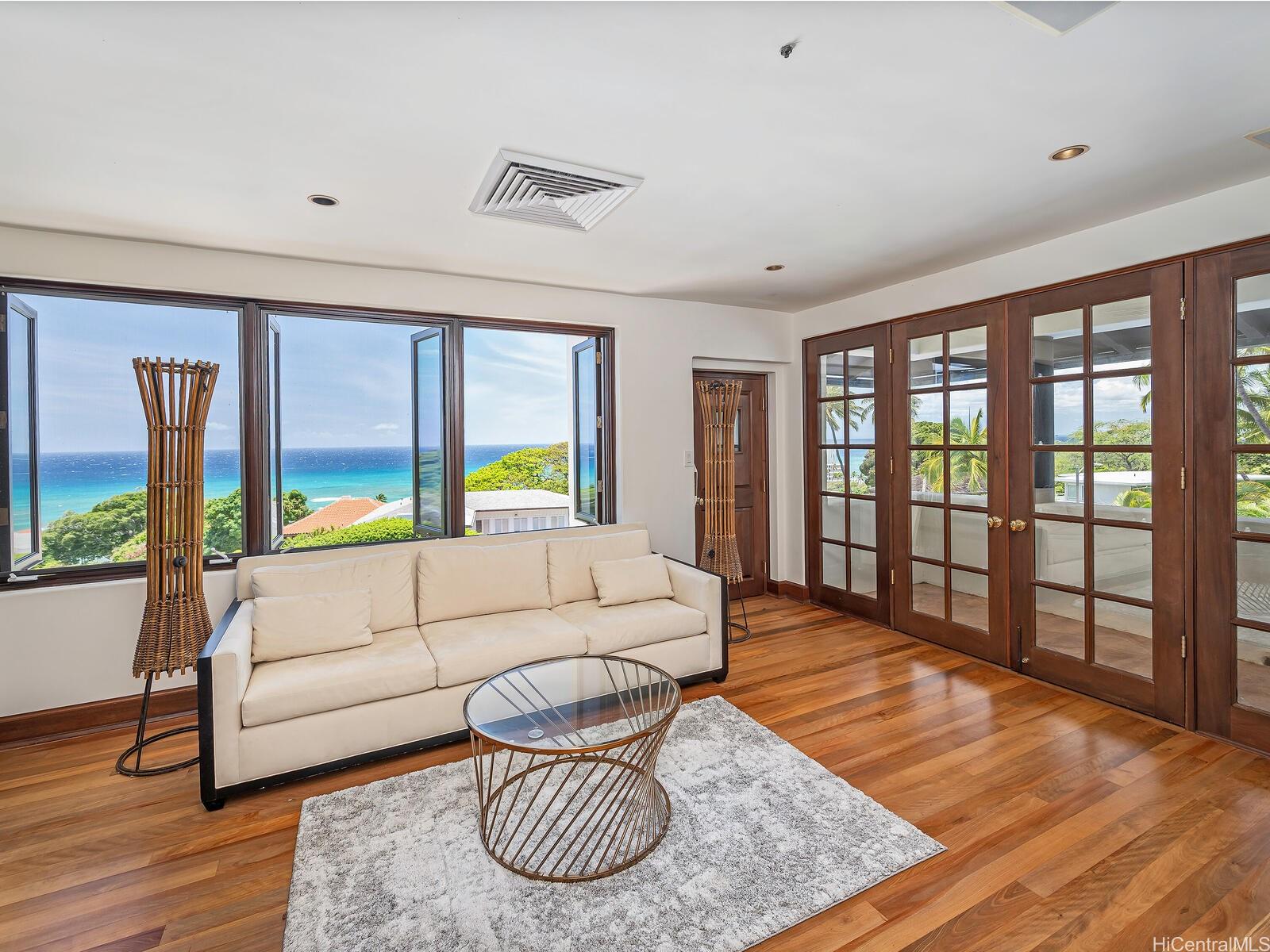 2999 Makalei Place