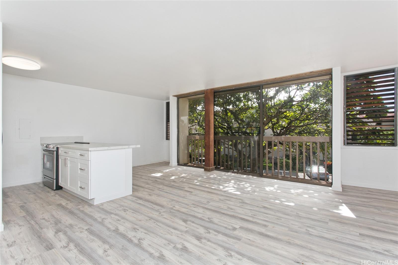 84-707 Kiana Place  Unit 107B
