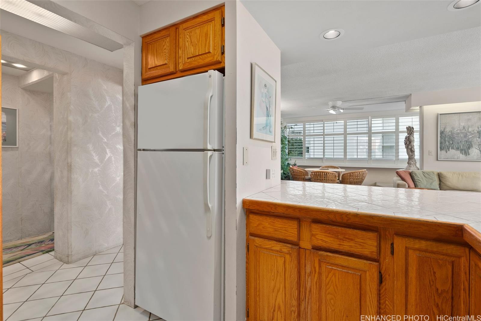 2500 Kalakaua Avenue  Unit 503