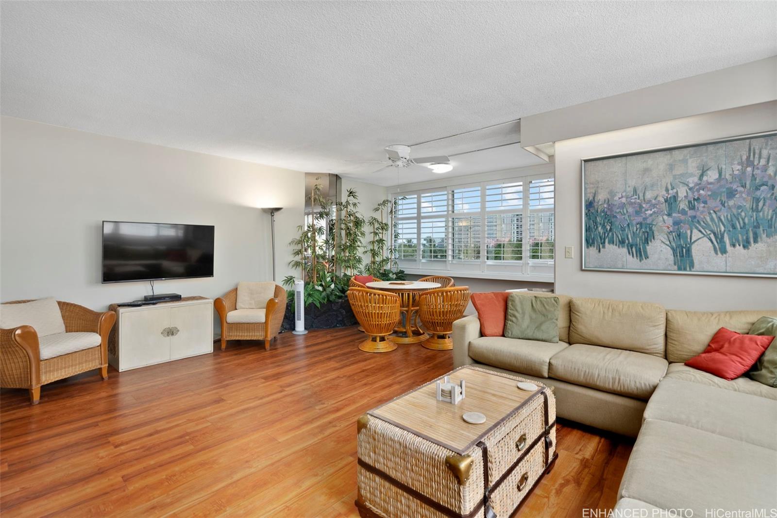2500 Kalakaua Avenue  Unit 503
