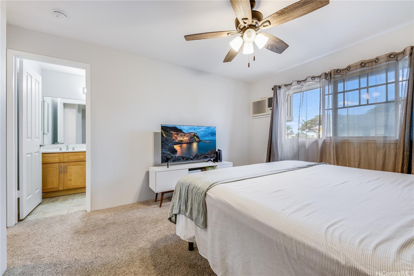91-1179 Kaiau Avenue  Unit 803