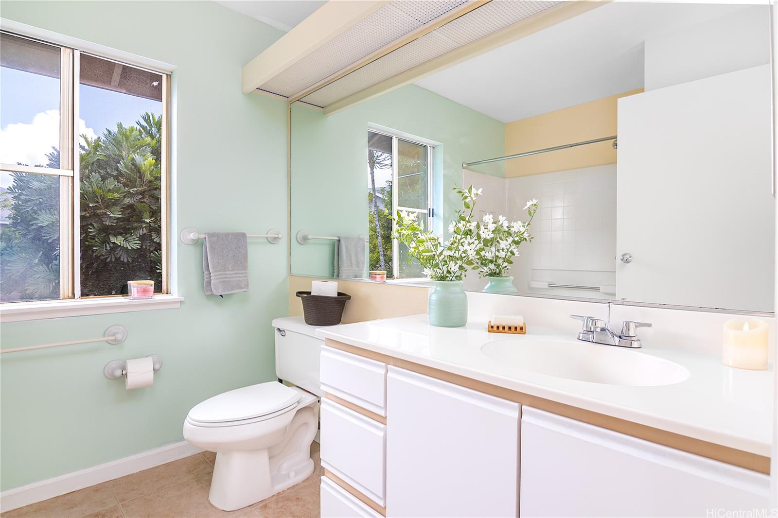 95-1071 Kaapeha Street  Unit 98
