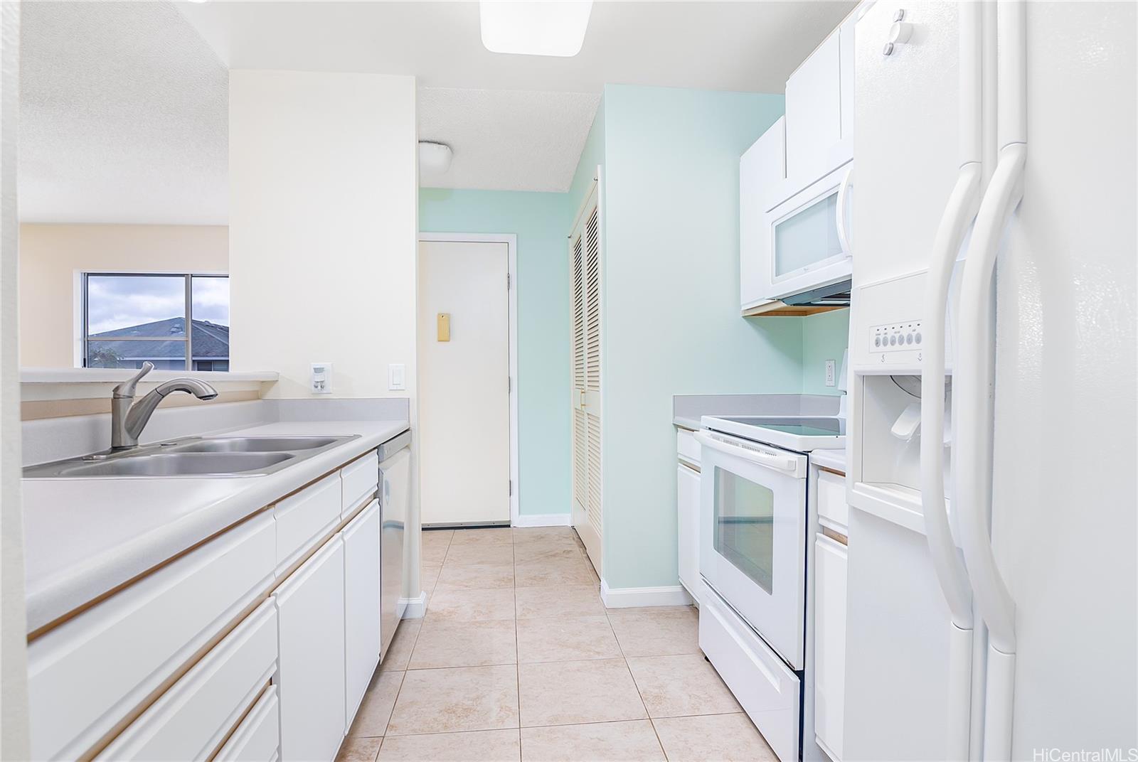 95-1071 Kaapeha Street  Unit 98