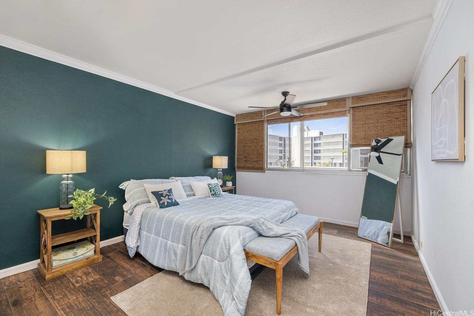 1423 Emerson Street  Unit 111