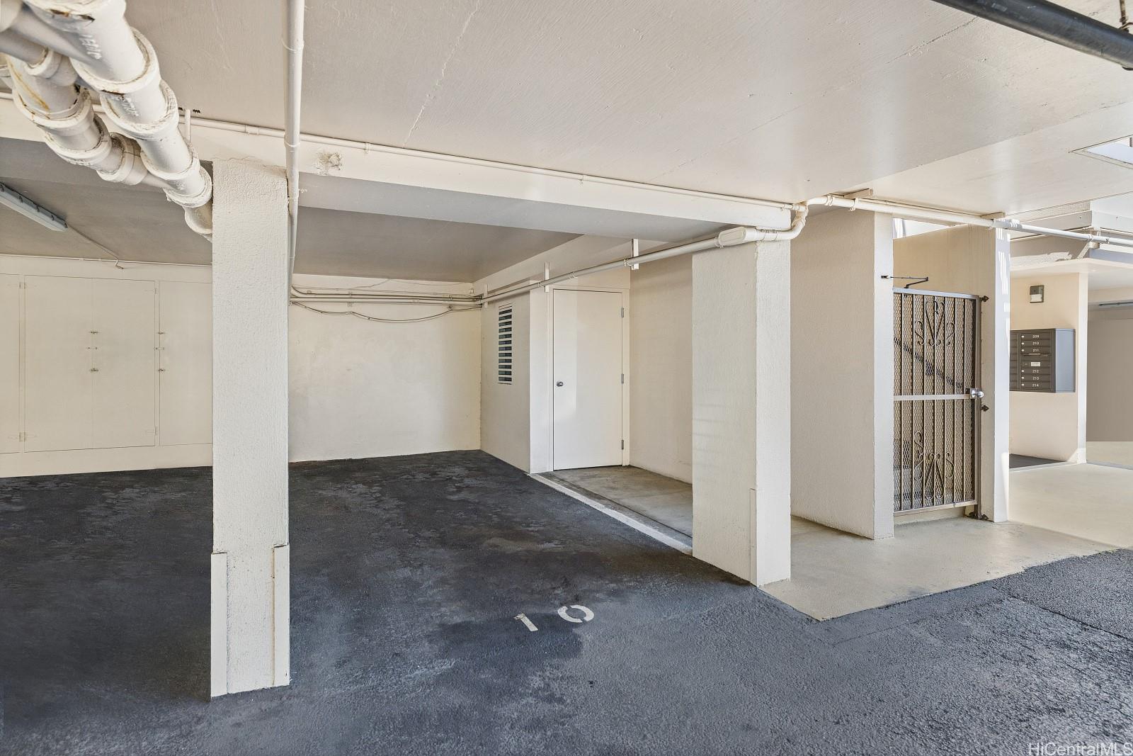 1423 Emerson Street  Unit 111